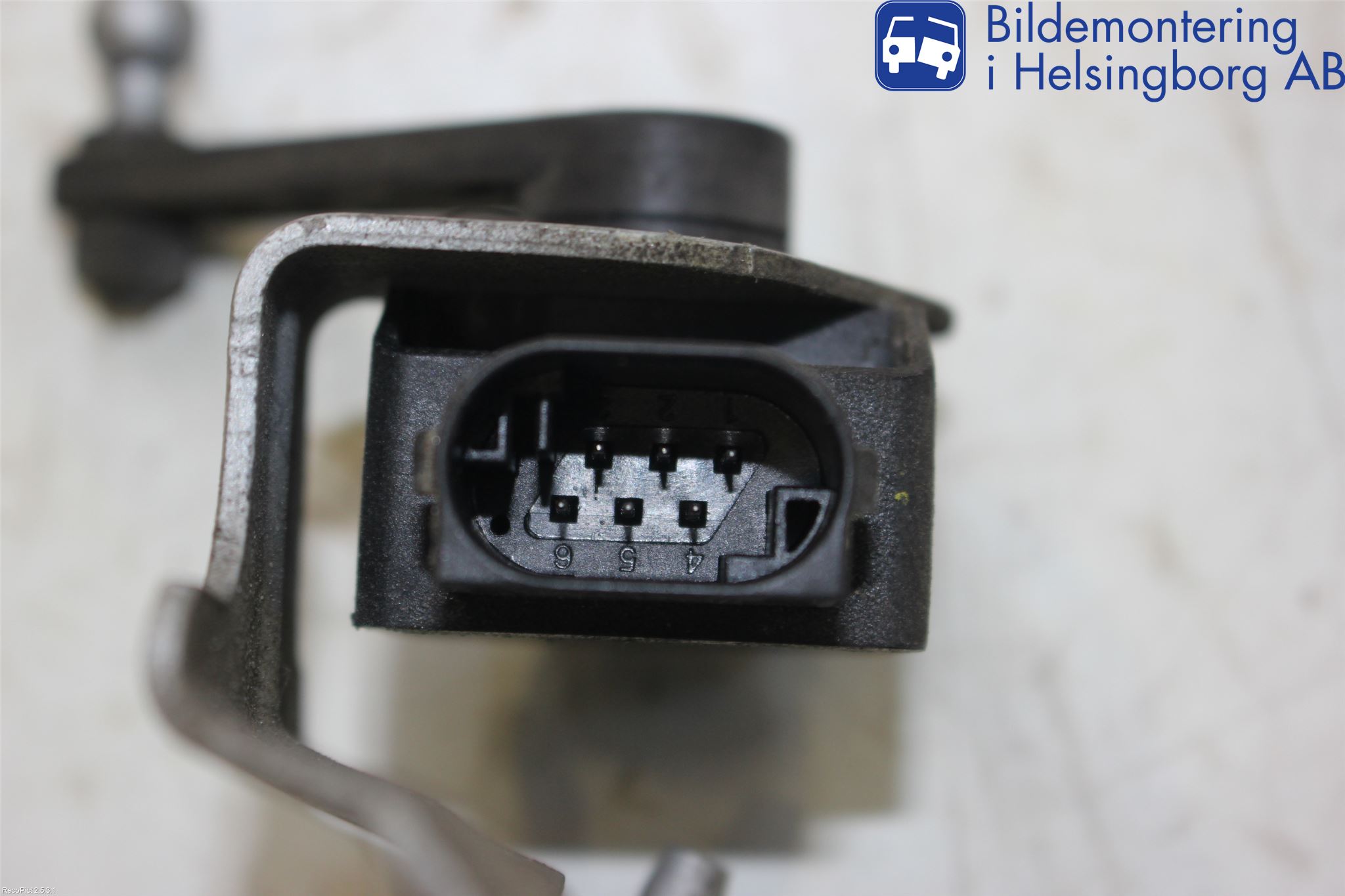 Mercedes-Benz MB C-KLASS (W205) 14-21 Sensor Lysinnstilling