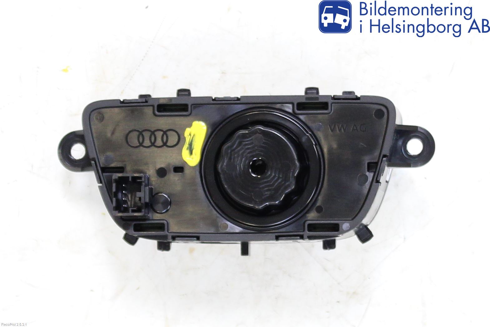 Audi A4/S4 B9 16-19 Bryter Hovedlys