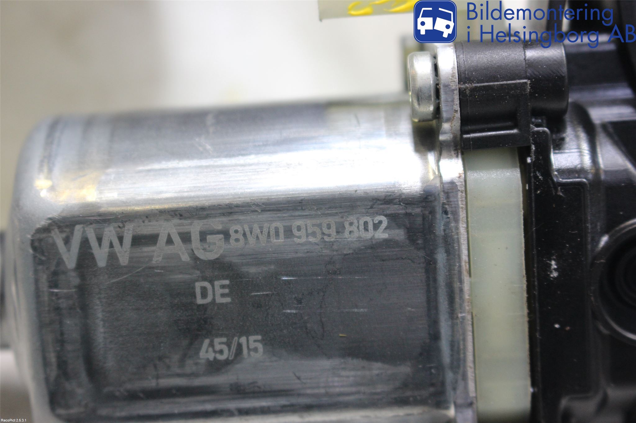 Audi A4/S4 B9 16-19 Vindusheismotor