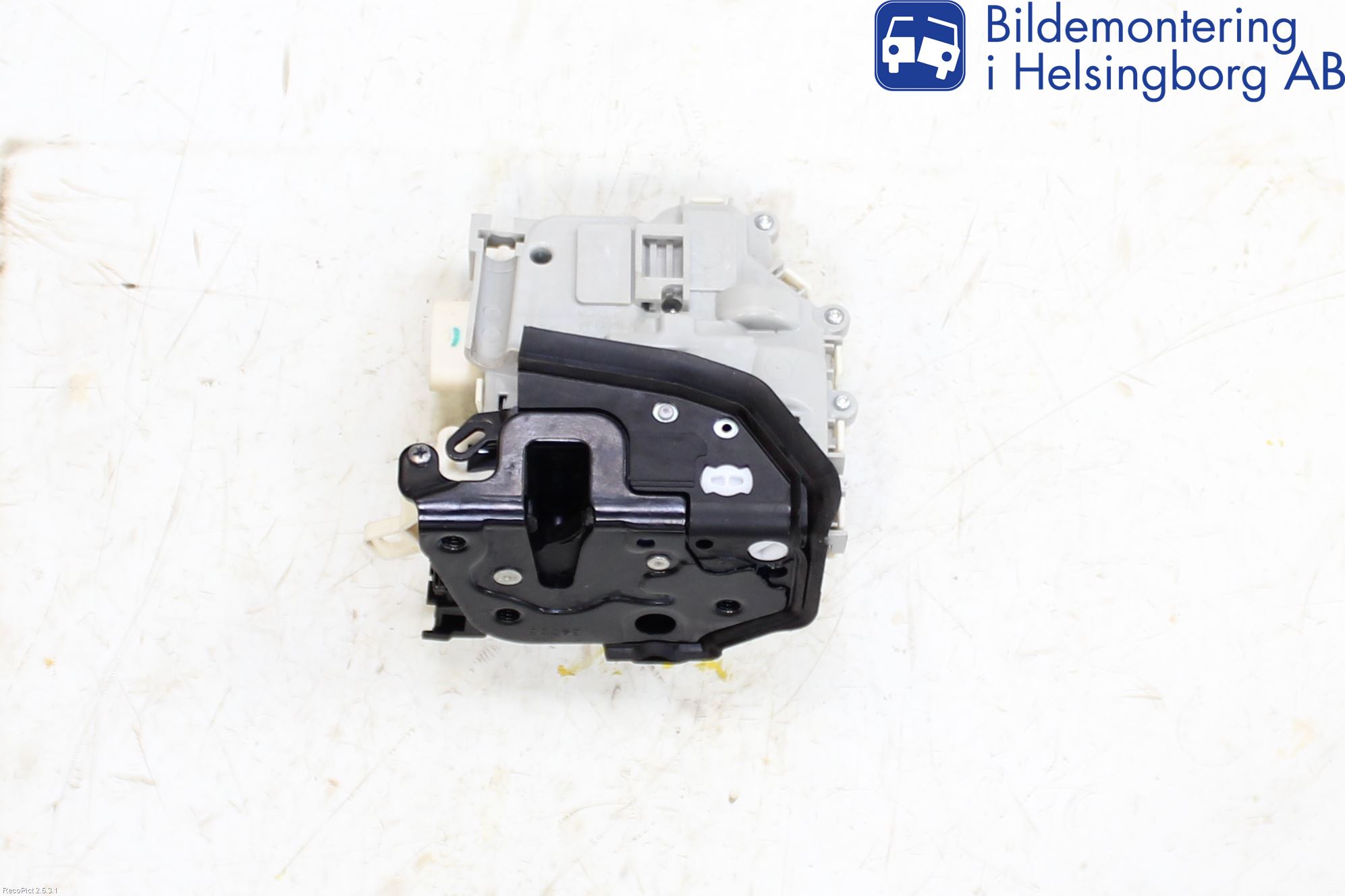 Audi A3/S3 8V 13-20 Sentrallåsmotor Høyre