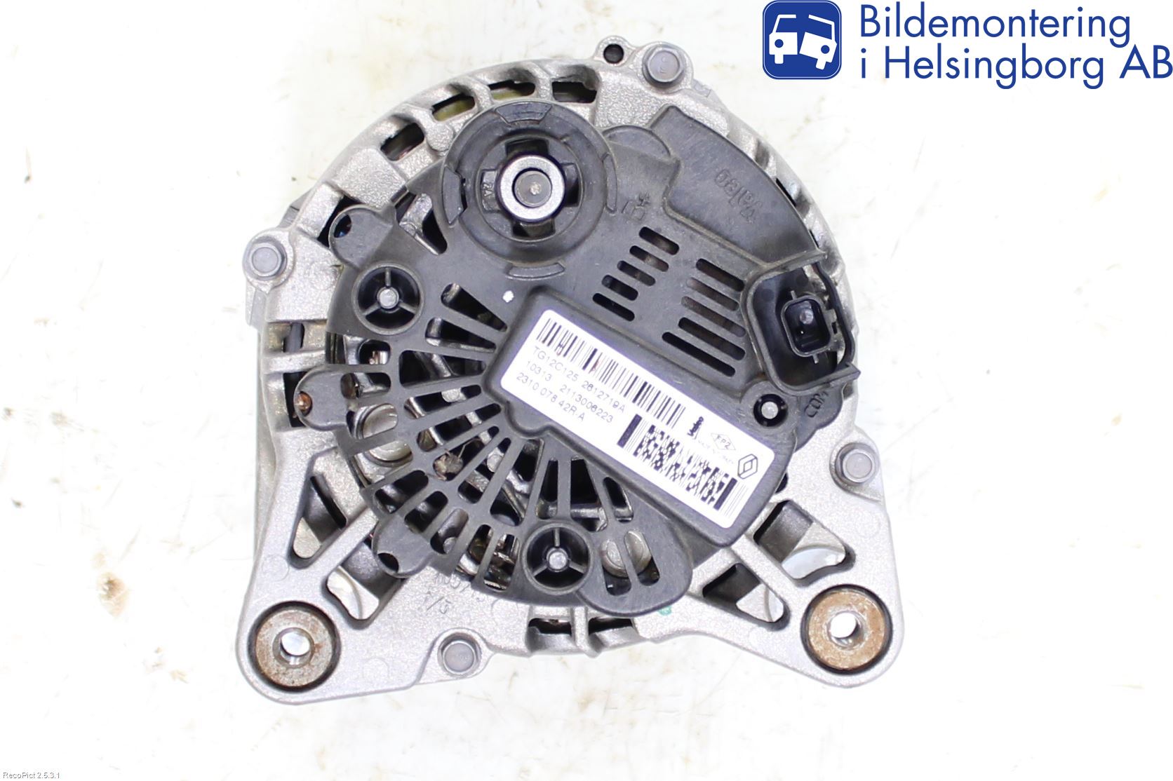 Renault CAPTUR 13-19 Dynamo