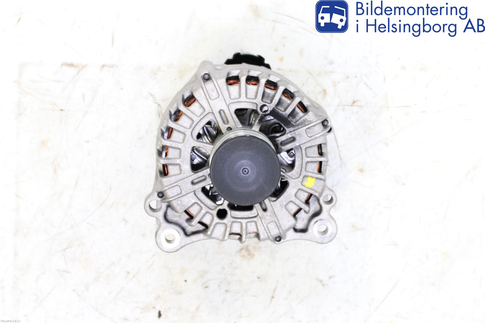 Audi A4/S4 B9 16-19 Dynamo
