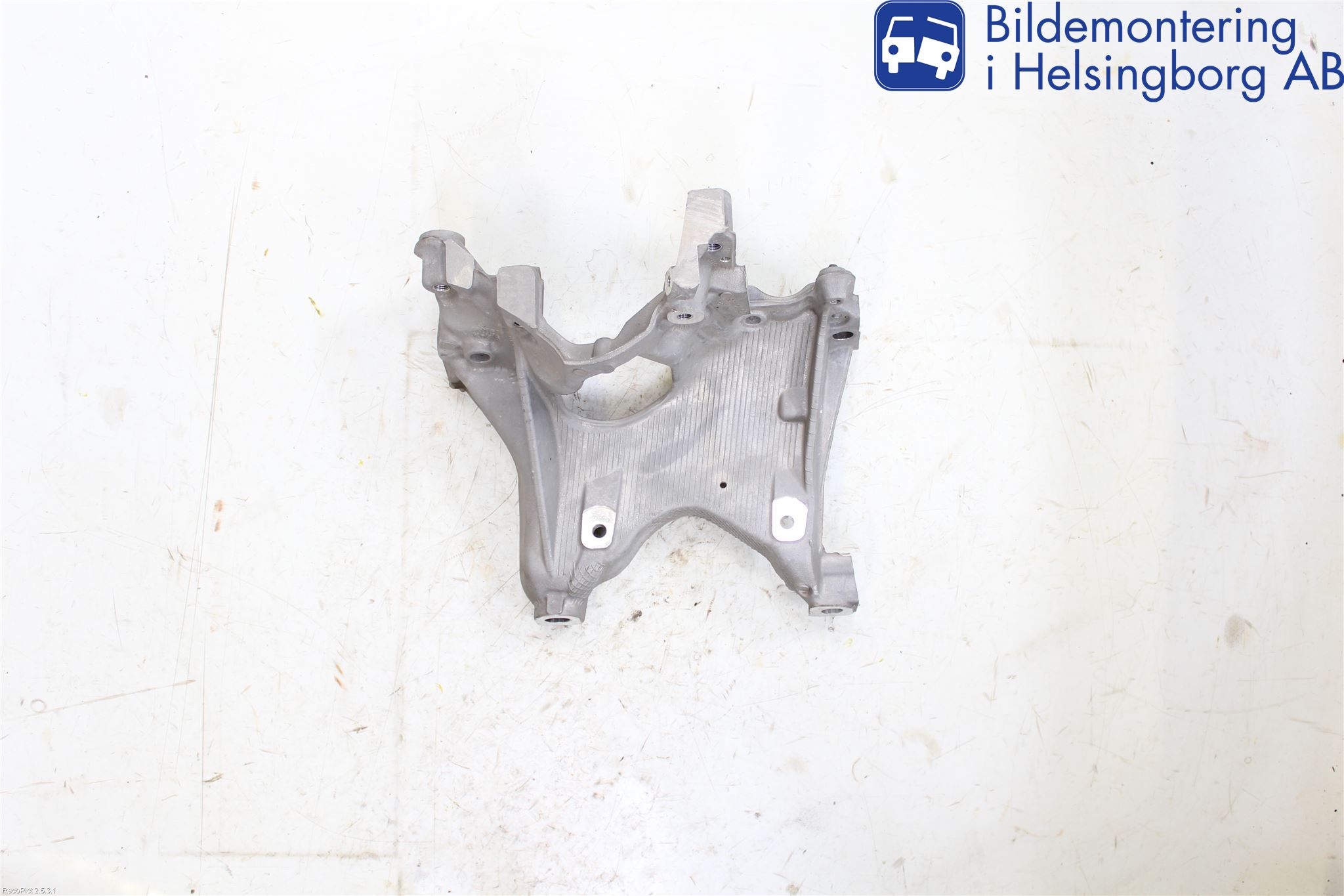 Audi A4/S4 B9 16-19 Forstilling Øvrig