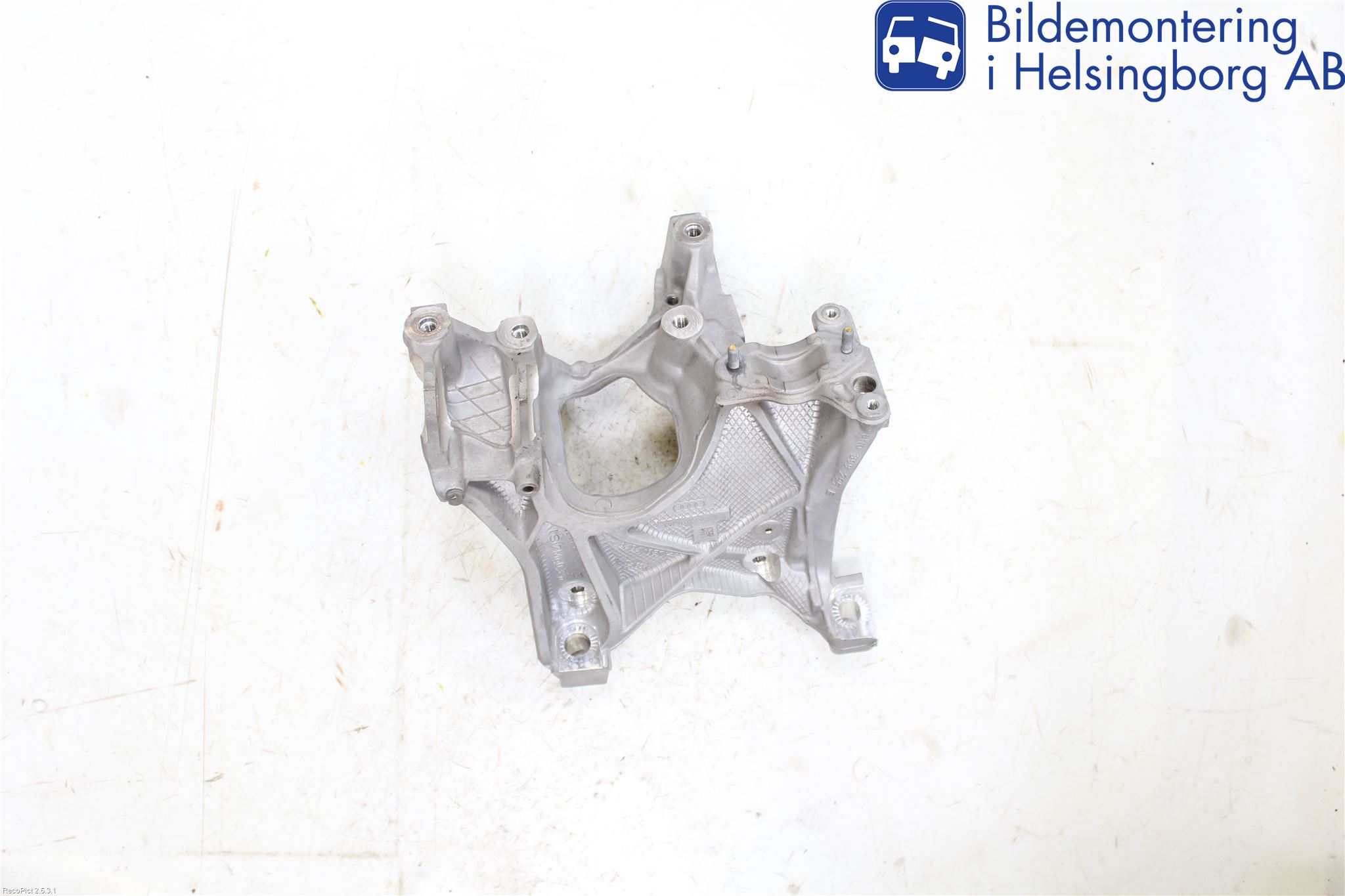 Audi A4/S4 B9 16-19 Forstilling Øvrig