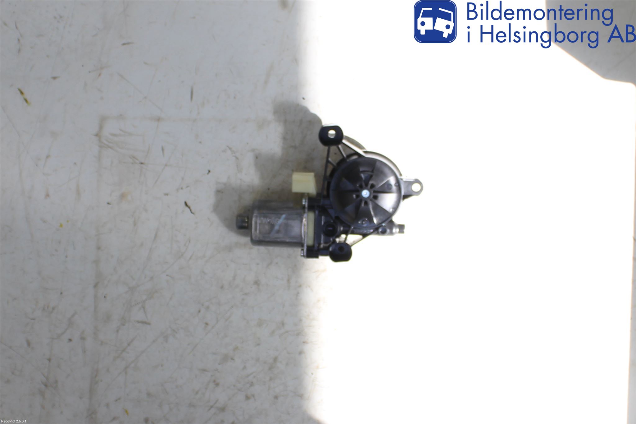 Audi A4/S4 B9 16-19 Vindusheismotor