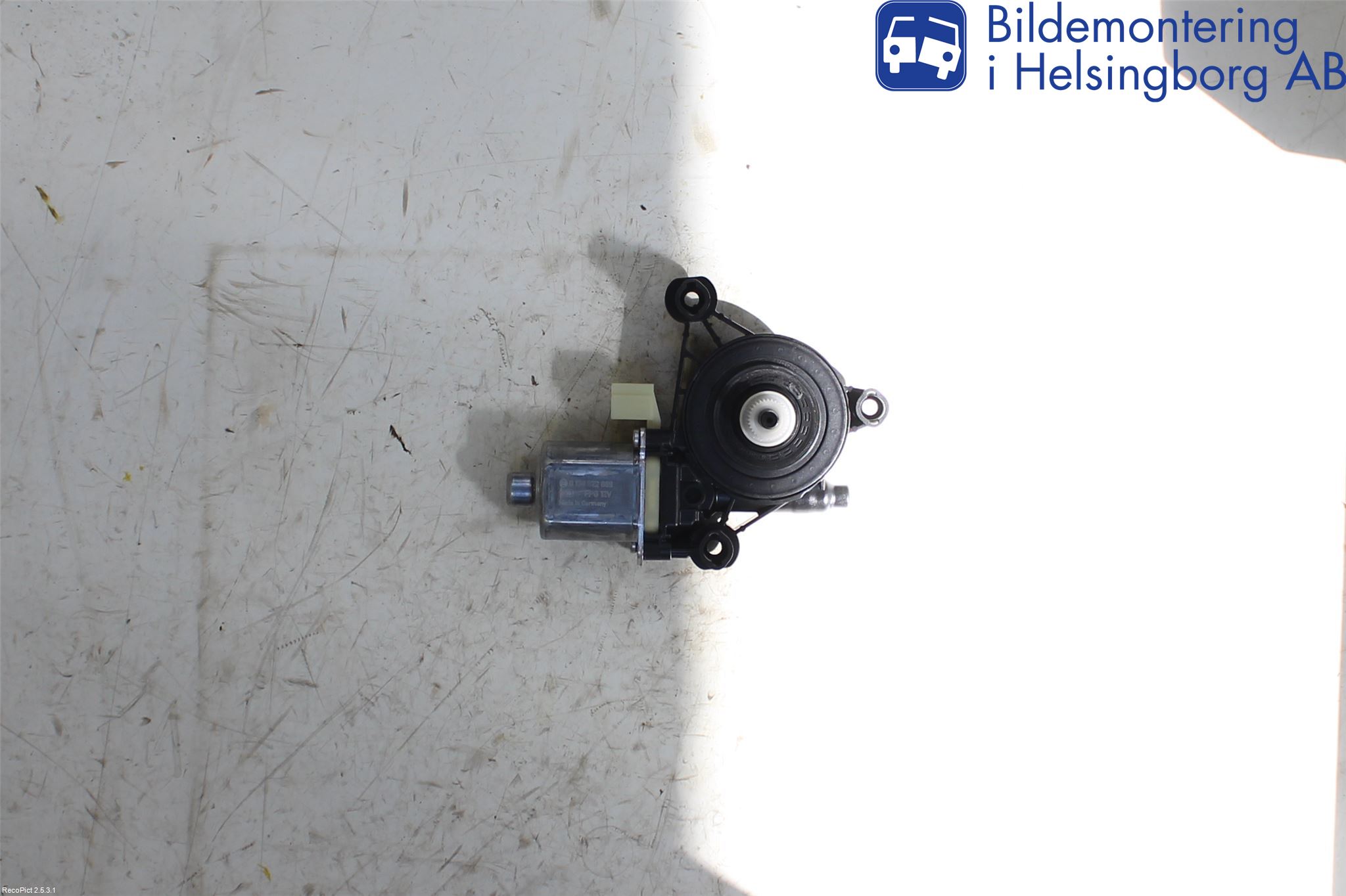 Audi A4/S4 B9 16-19 Vindusheismotor