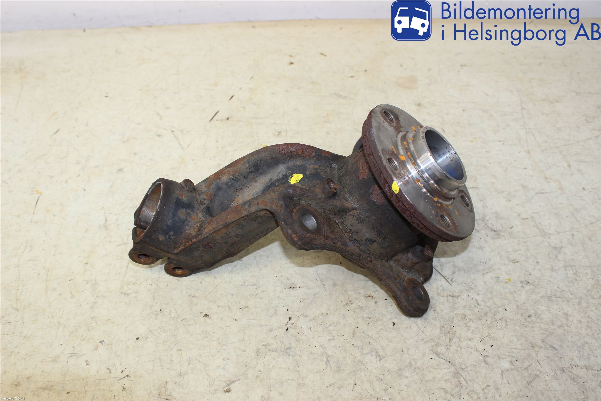 Volkswagen VW TRANSP/CARAVELLE (T5) 04-15 Spindel Vf