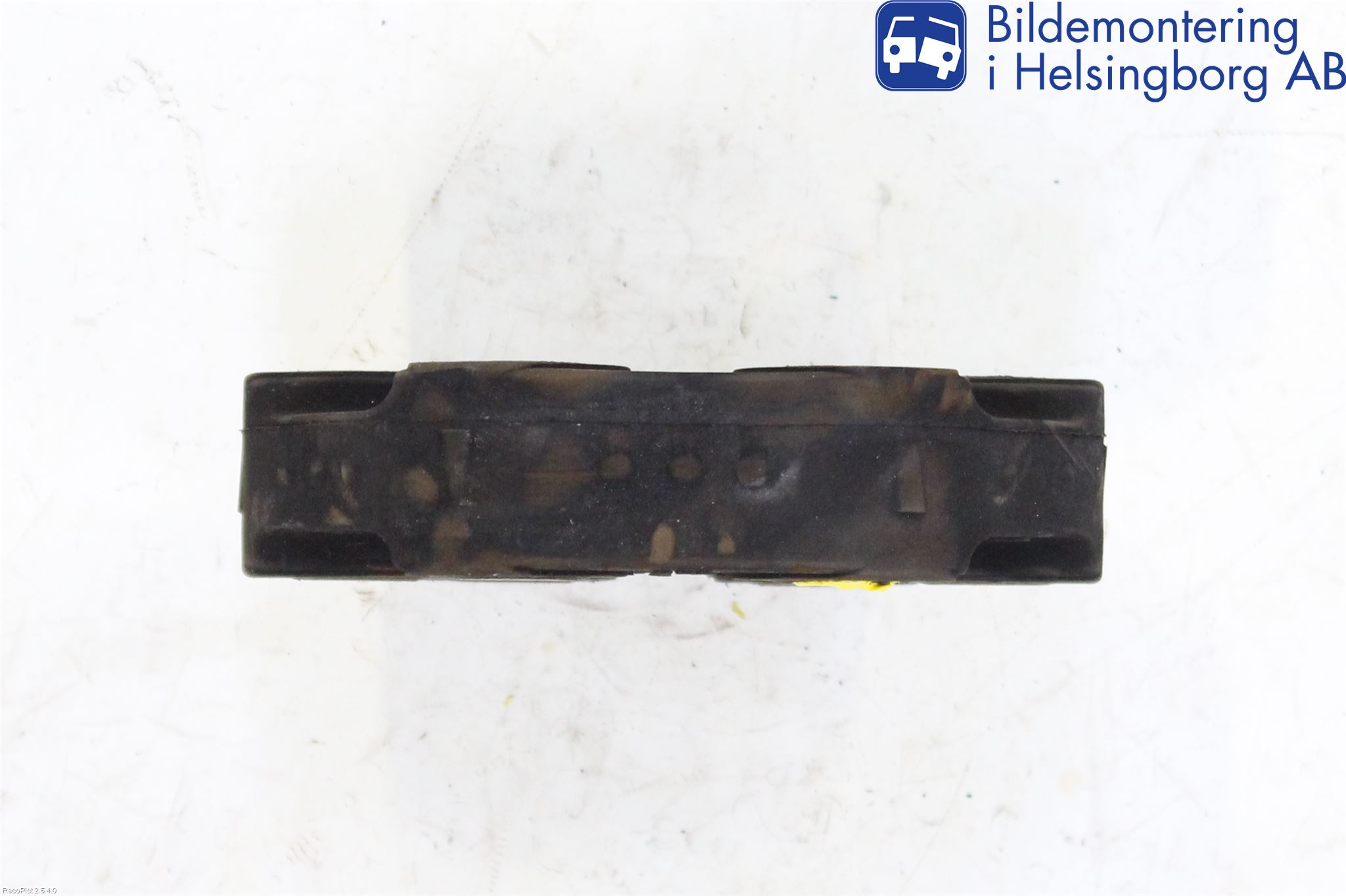 BMW 5 E60/61 Sed/Tou 02-10 Mellomaksel Gummiledd