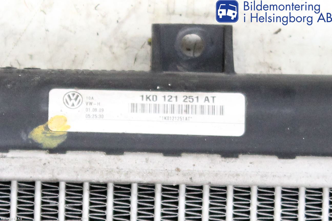 Volkswagen VW GOLF VI 09-13 Radiator Automat