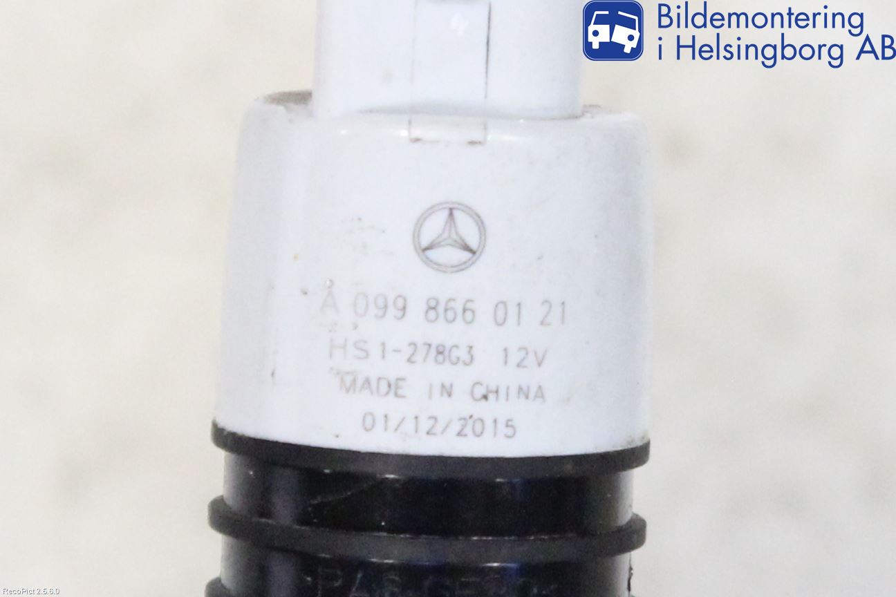 Mercedes-Benz MB E-KLASS (W213) 16-23 Spylerpumpe Frontrute