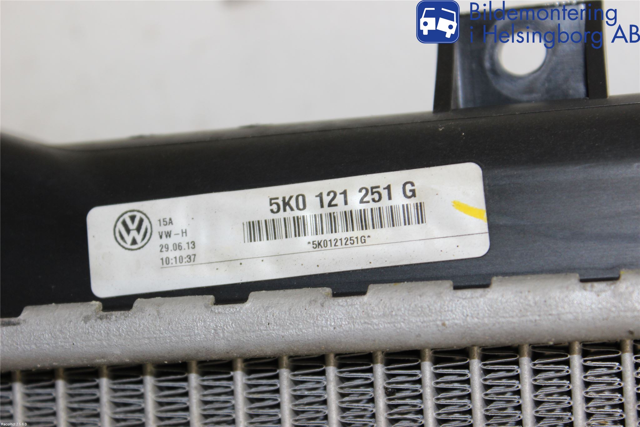 Volkswagen VW TOURAN 10-15 Radiator Automat