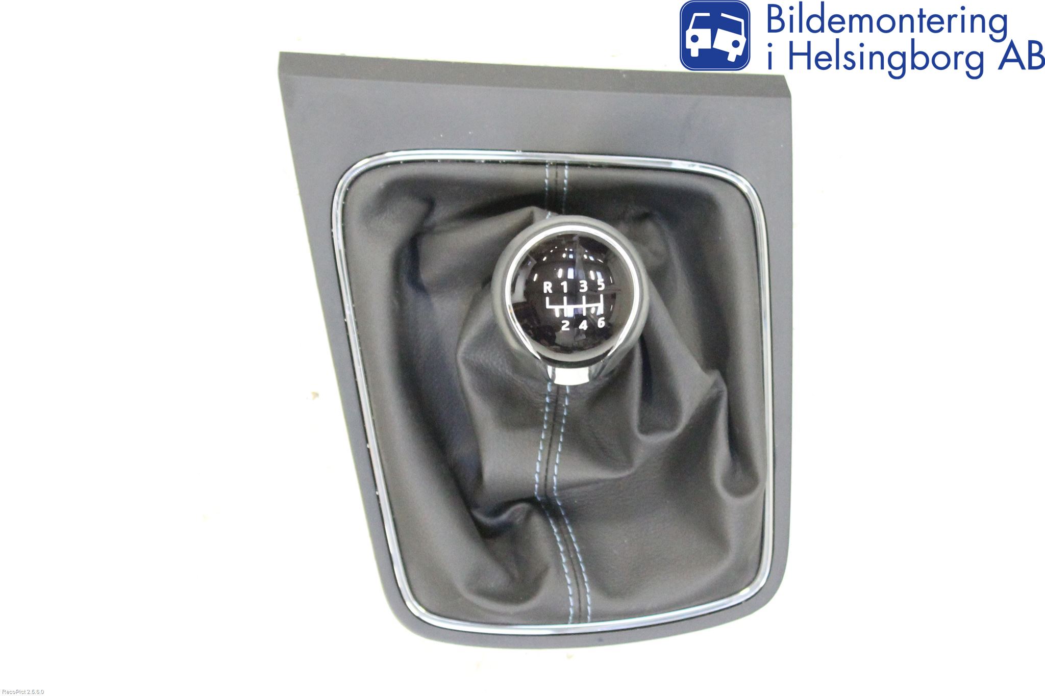 Seat LEON 13-20 Gearspak Mansjett