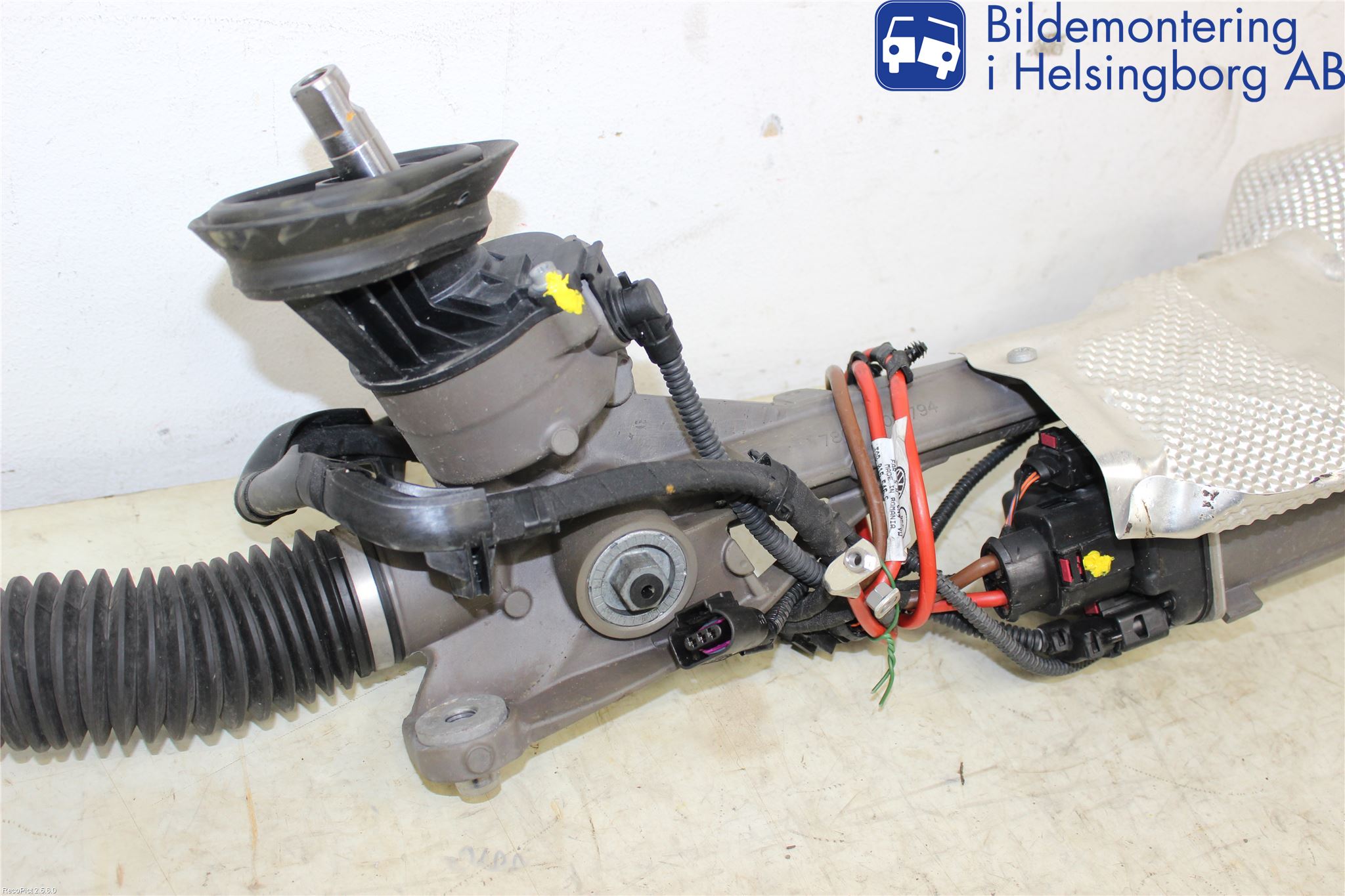 Volkswagen VW GOLF / E-GOLF VII 13-20 Servo Snekke - Tannstang