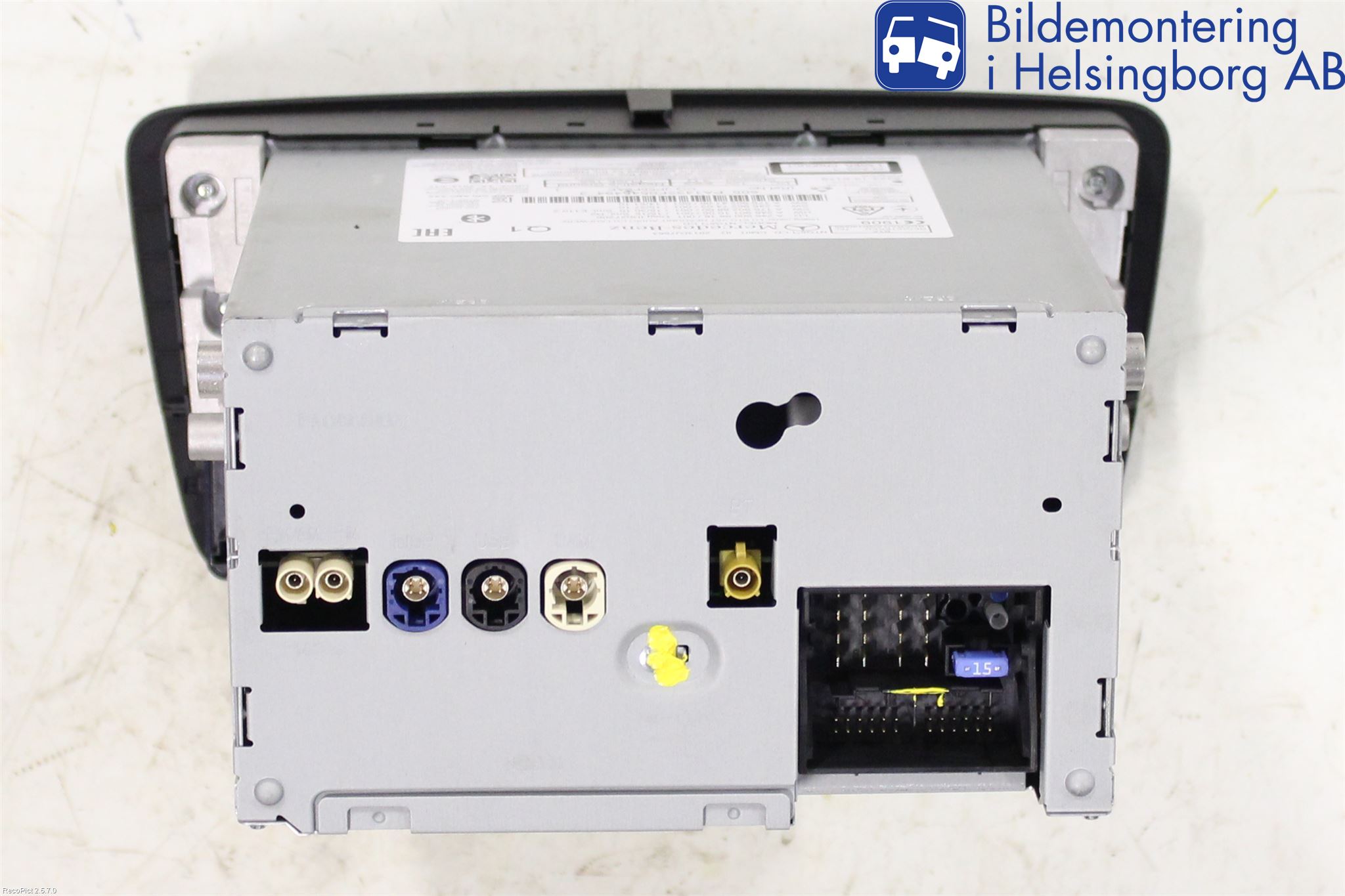 Mercedes-Benz MB GLA-KLASS (X156) 13-20 Stereo Radio Med Cd
