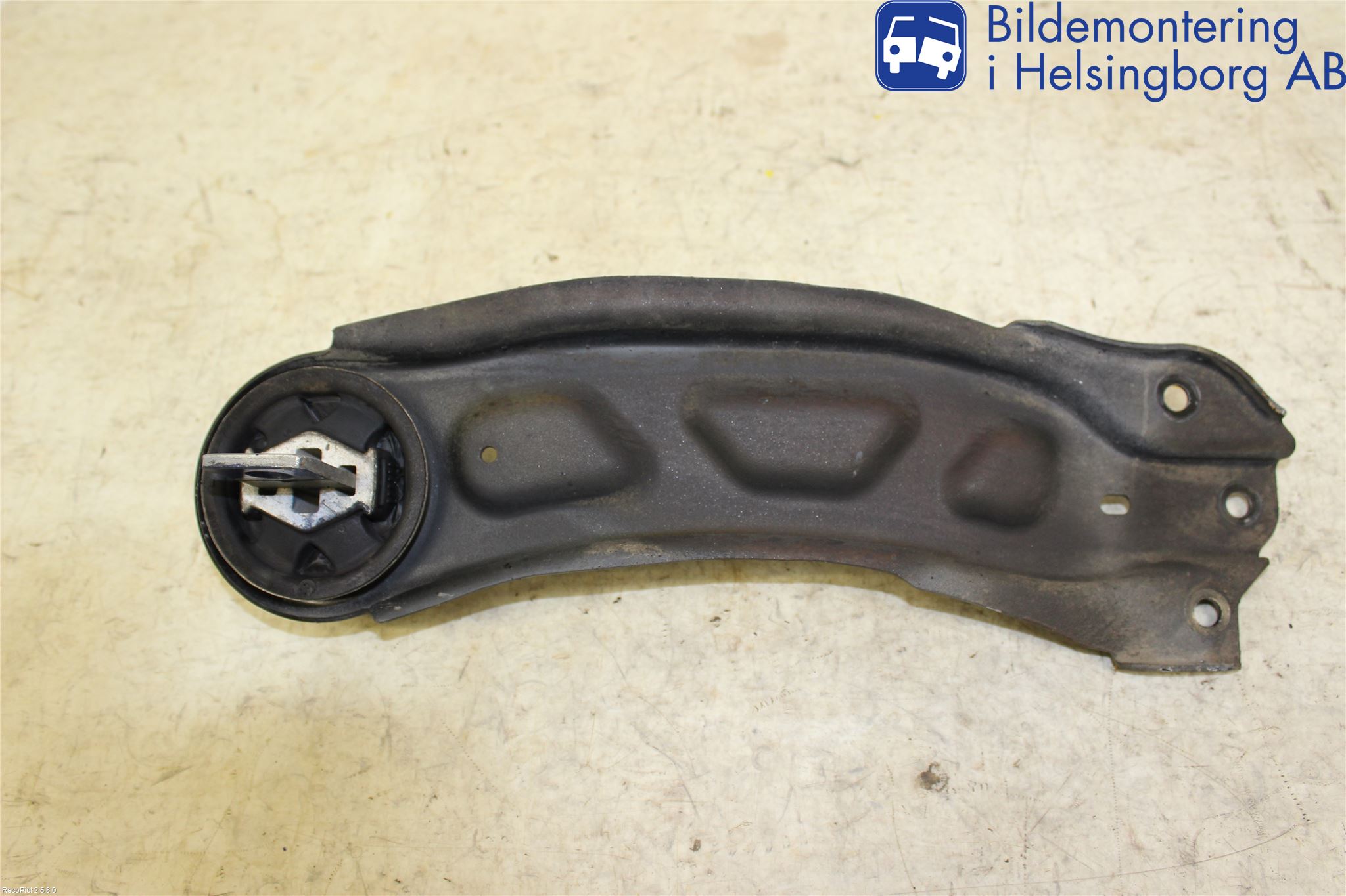Mercedes-Benz MB GLA-KLASS (X156) 13-20 Bærearm Bak Venstre