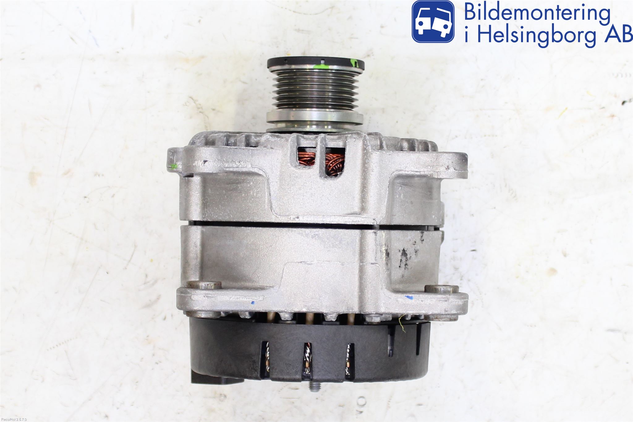 Audi A4/S4 B9 16-19 Dynamo