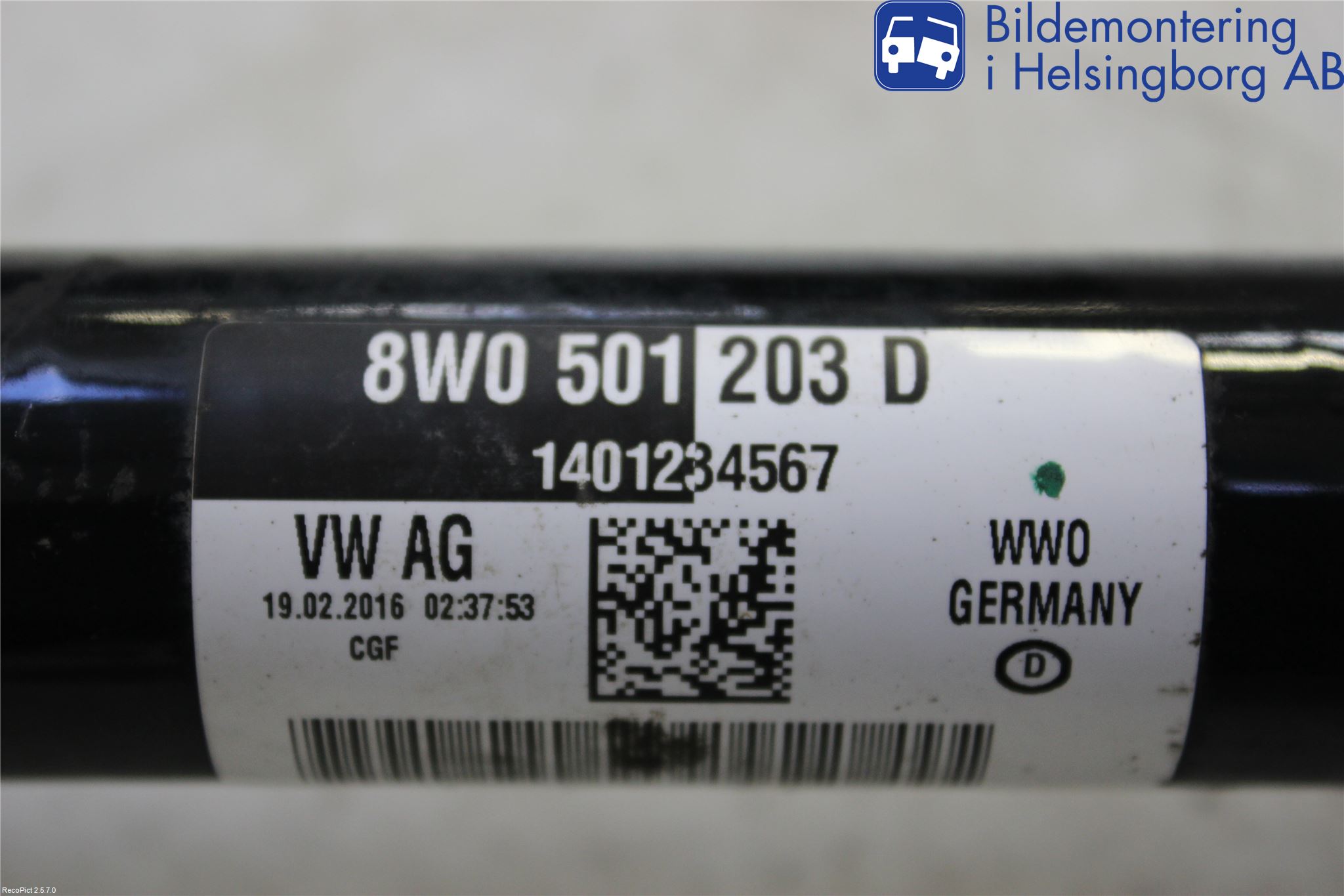 Audi A4/S4 B9 16-19 Drivaksel Bak Kompl Høyre