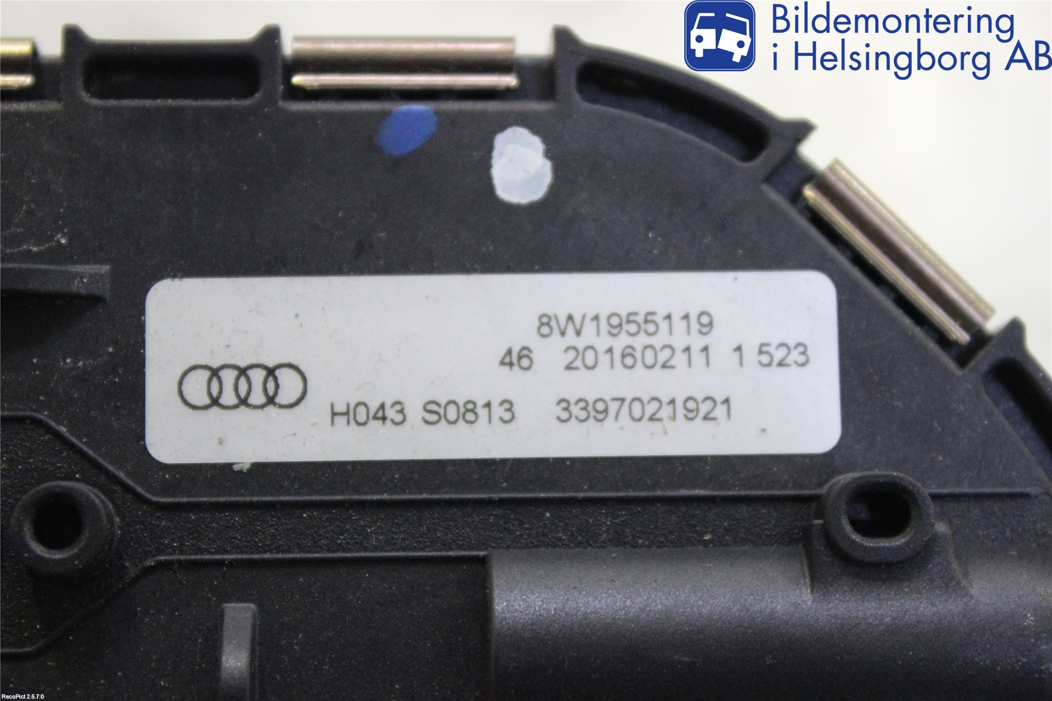 Audi A4/S4 B9 16-19 Viskermotor Frontrute
