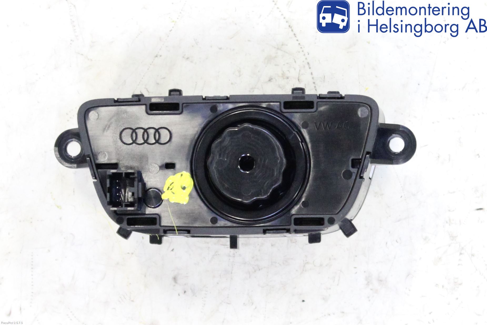 Audi A4/S4 B9 16-19 Bryter Hovedlys