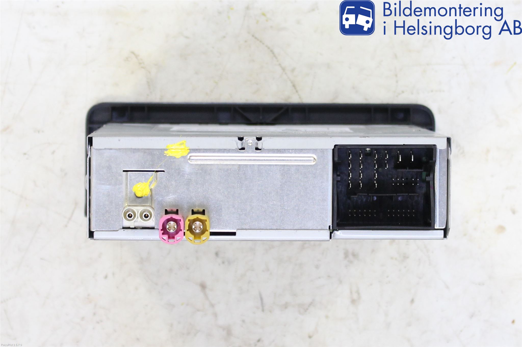 Audi A4/S4 B9 16-19 Stereo Radio Med Cd