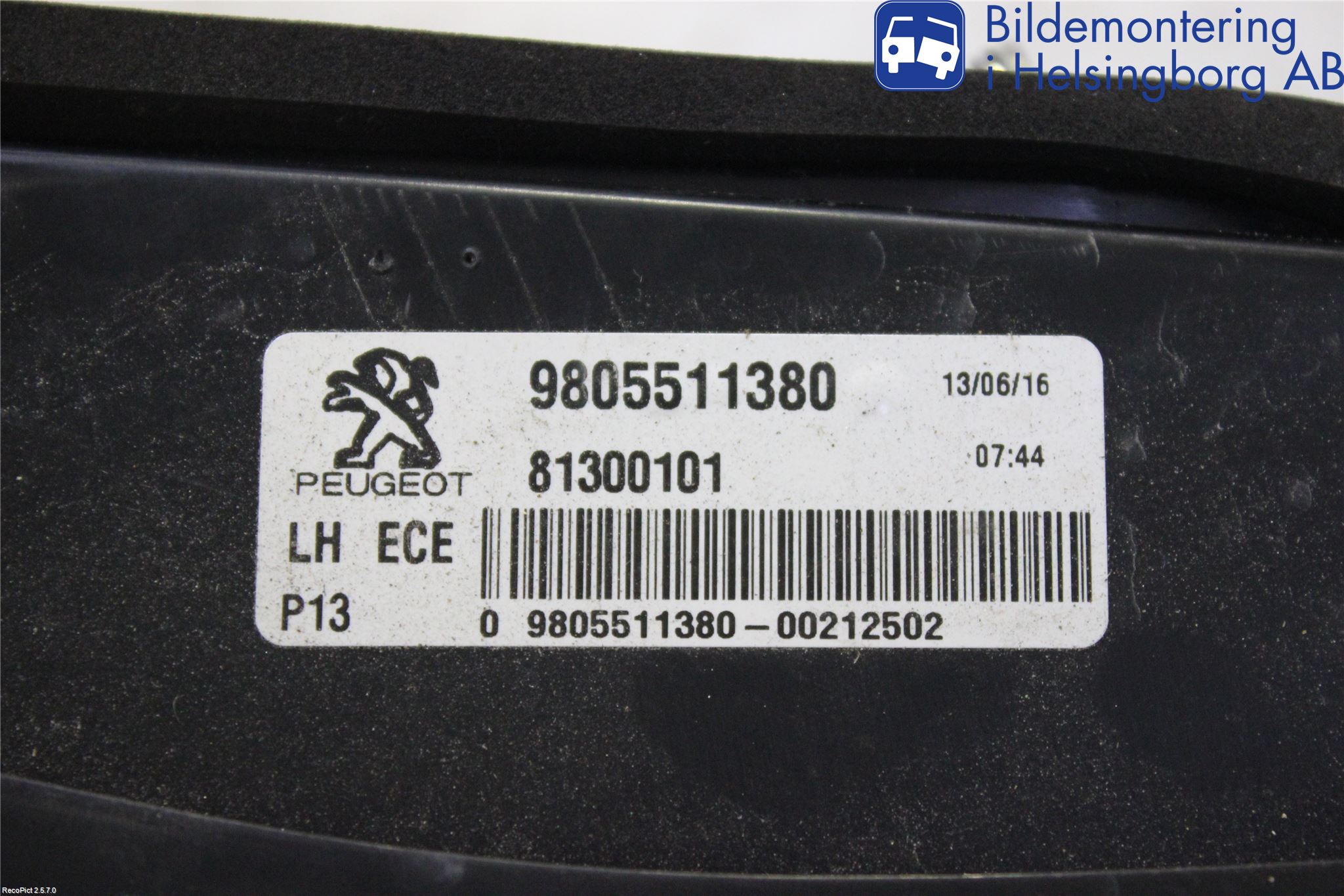 Peugeot 3008 09-16 Baklykt Venstre  På Luke(Indre
