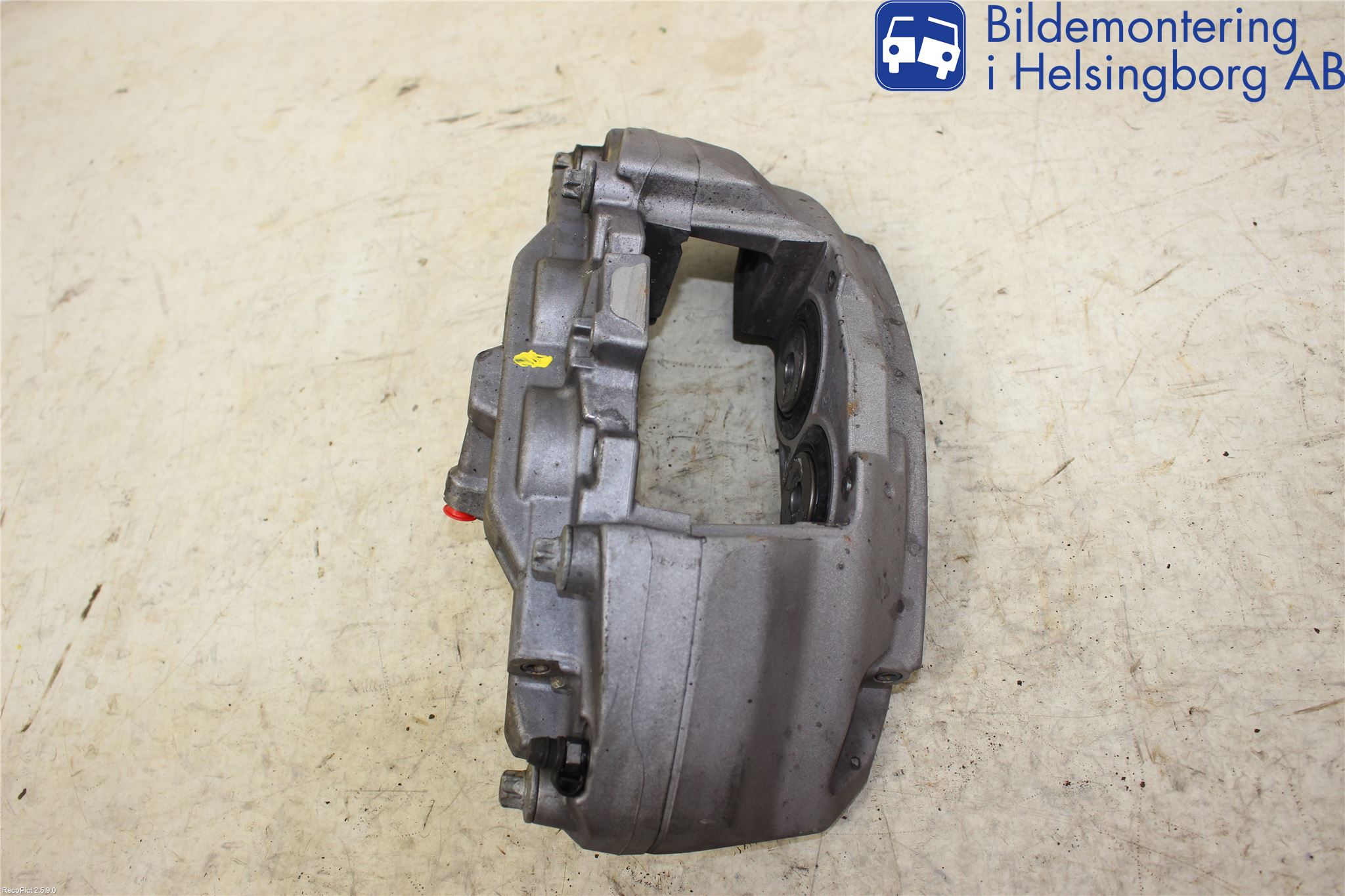 Mercedes-Benz MB E-KLASS (W213) 16-23 Bremsecaliper Foran Venstre