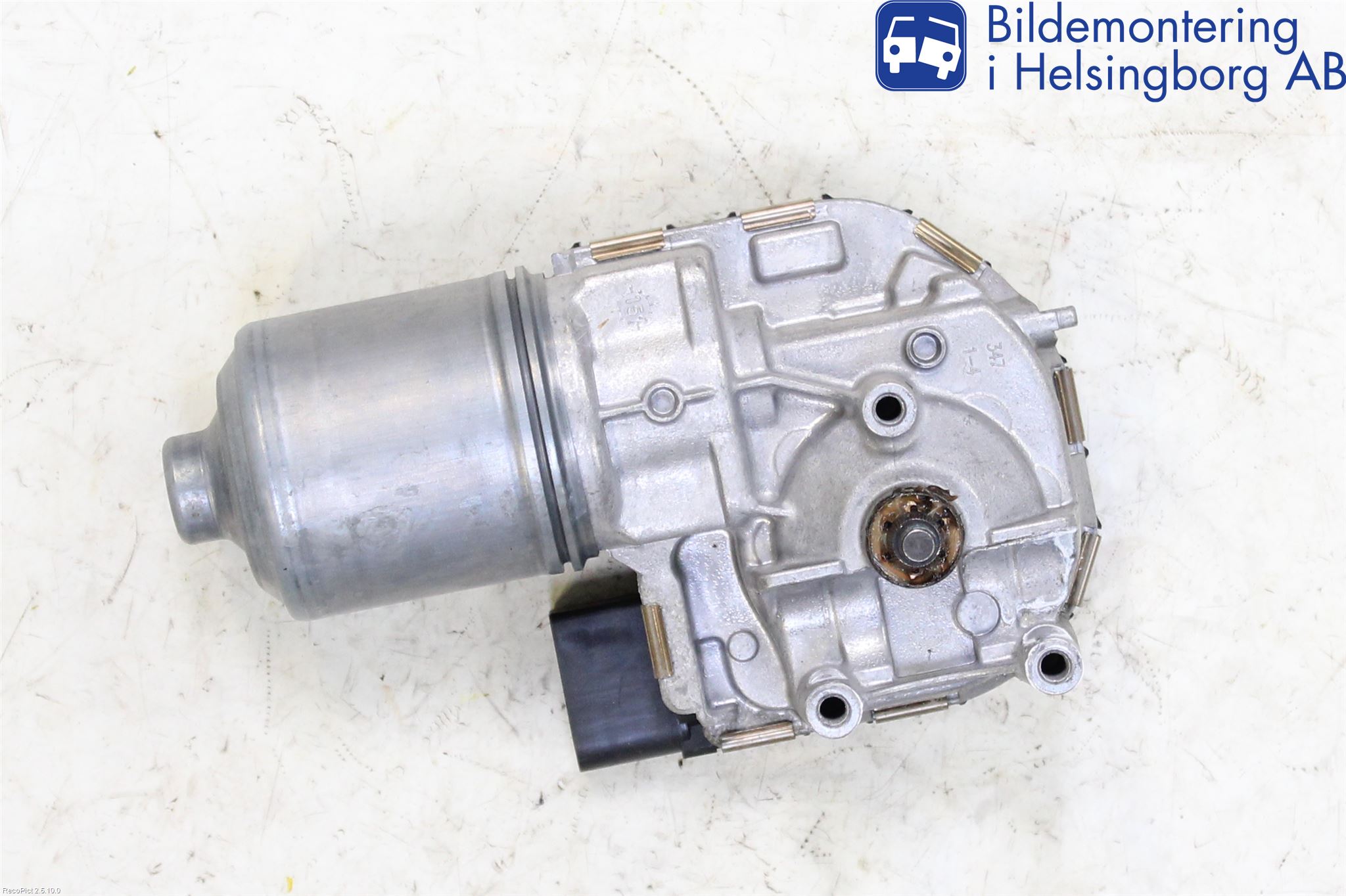 Volkswagen VW GOLF SPORTSVAN 15-20 Viskermotor Frontrute