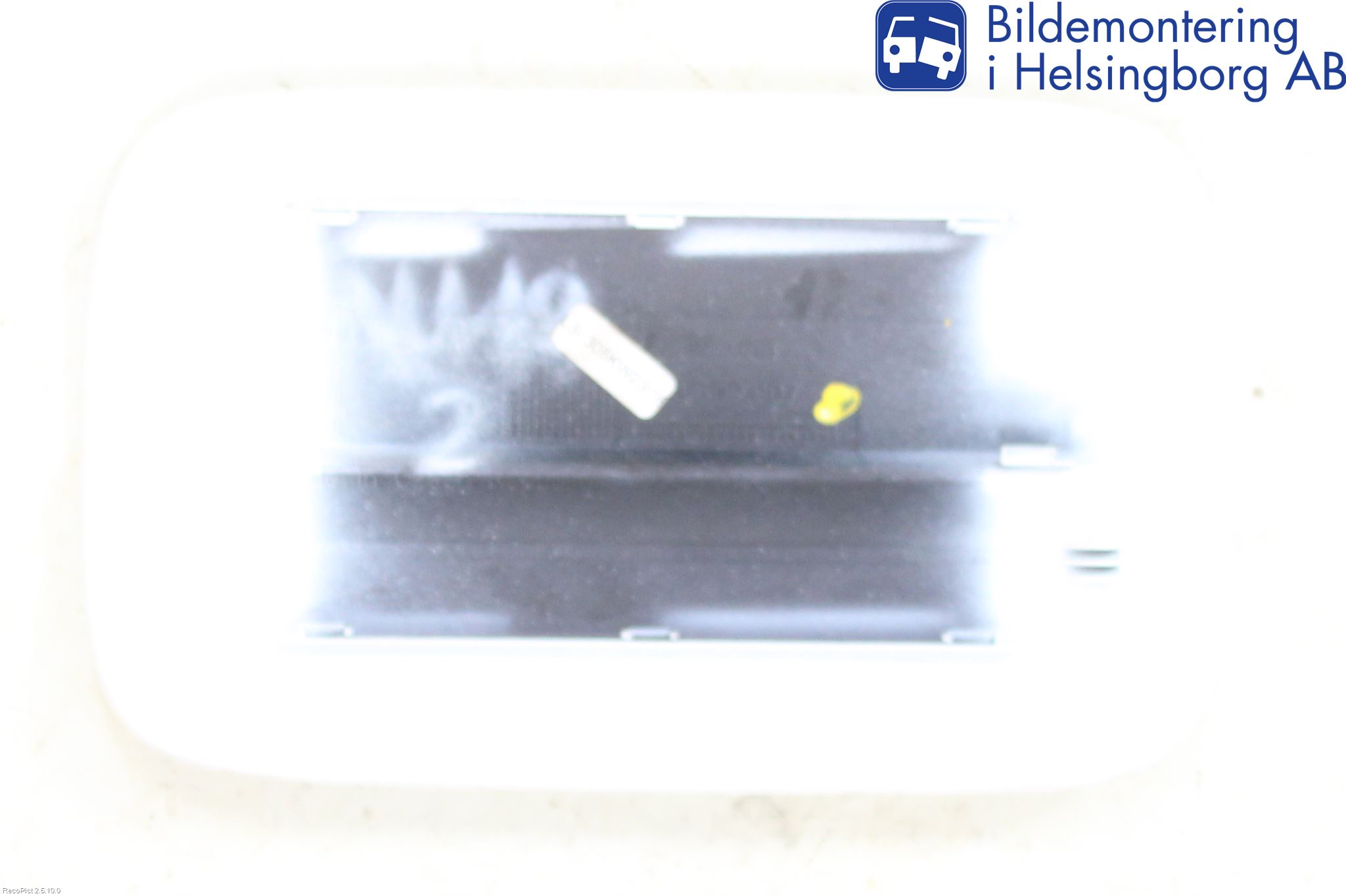 Audi A4/S4 B9 16-19 Drivstoff Tankluke