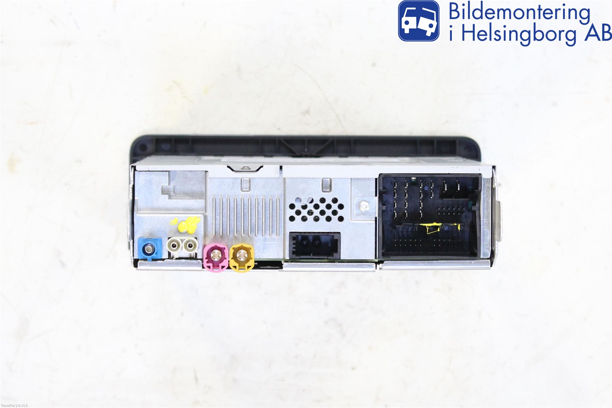 Audi A4/S4 B9 16-19 Stereo Radio Med Cd