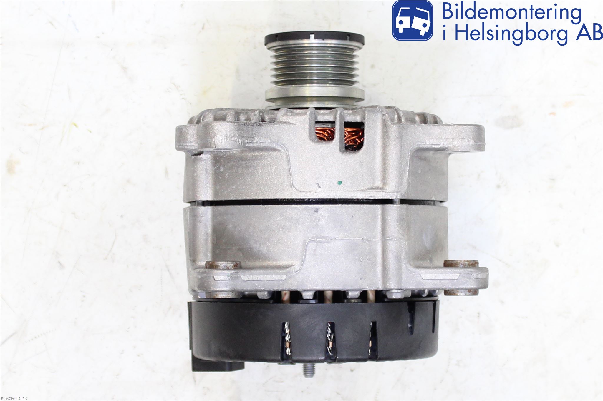 Audi A4/S4 B9 16-19 Dynamo