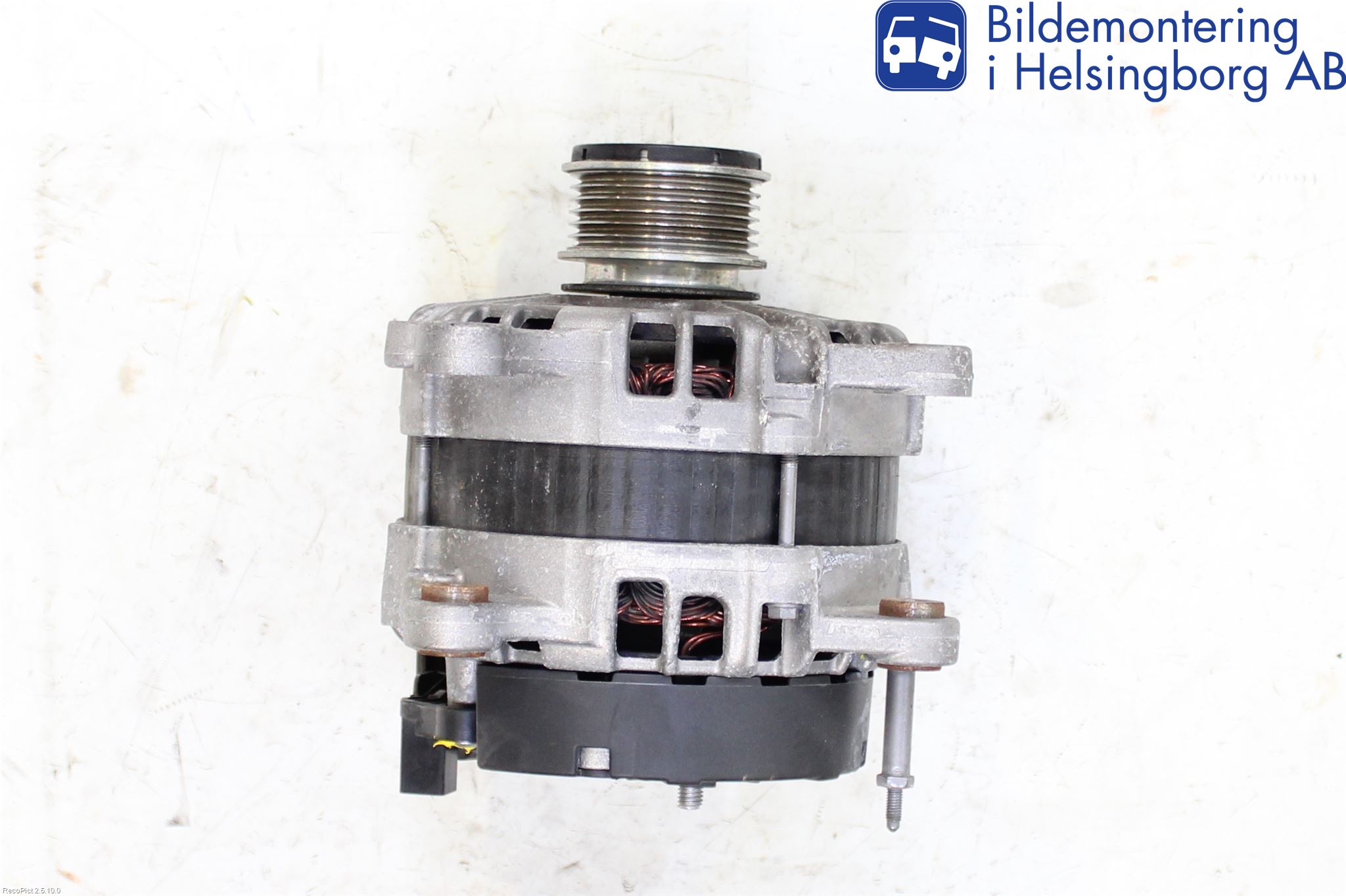 Volkswagen VW PASSAT 11-14 Dynamo