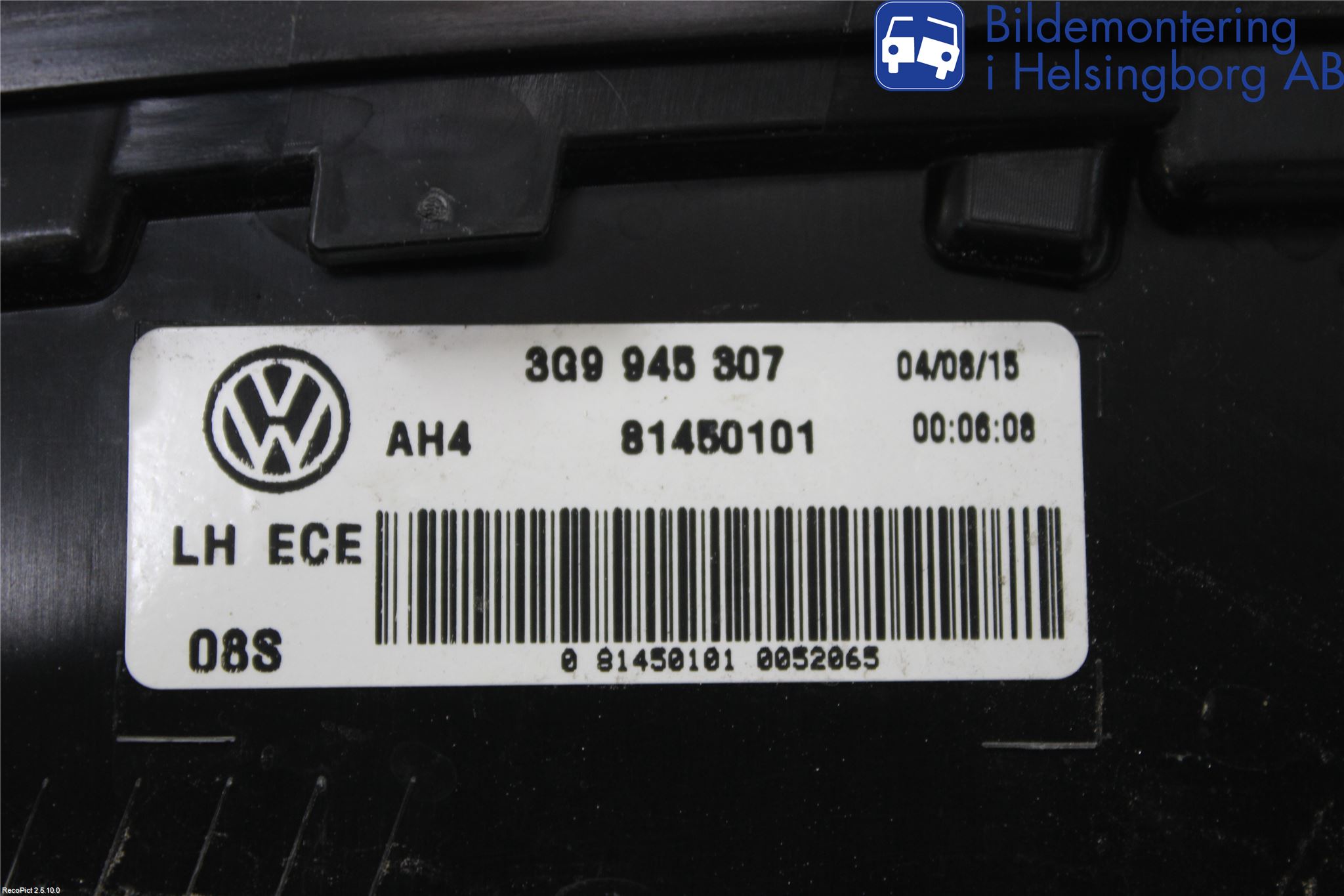 Volkswagen VW PASSAT 15-19 Baklykt Venstre  På Luke(Indre
