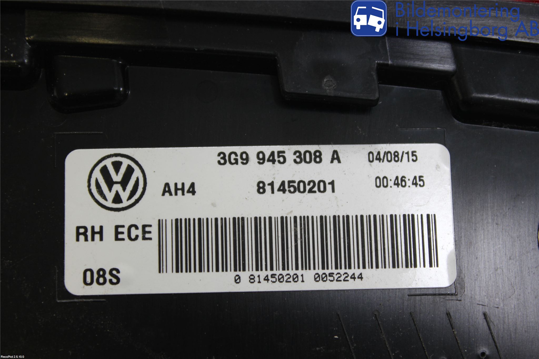 Volkswagen VW PASSAT 15-19 Baklykt Høyre  På Luke(Indre)