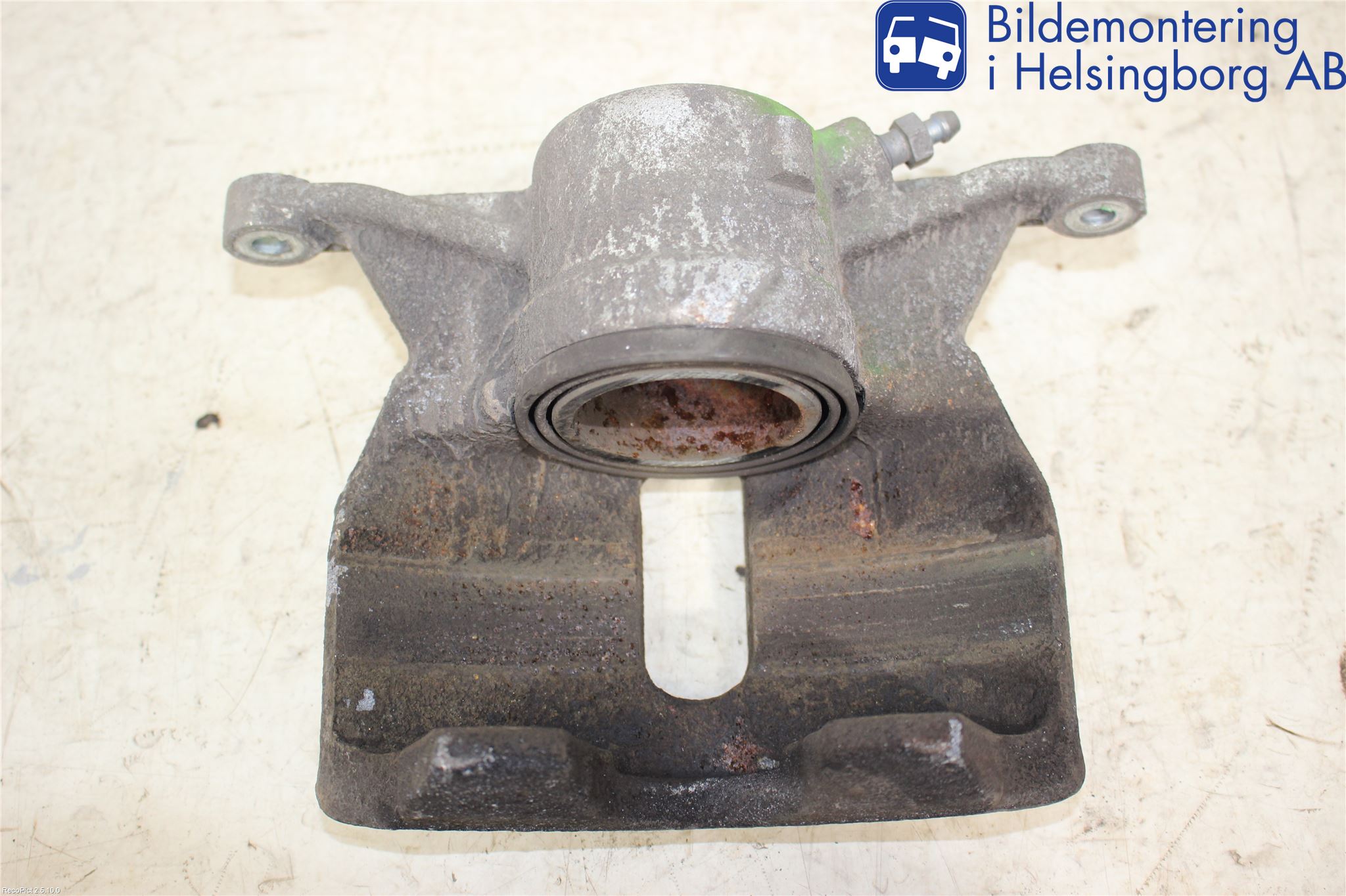 Volkswagen VW PASSAT 15-19 Bremsecaliper Foran Høyre