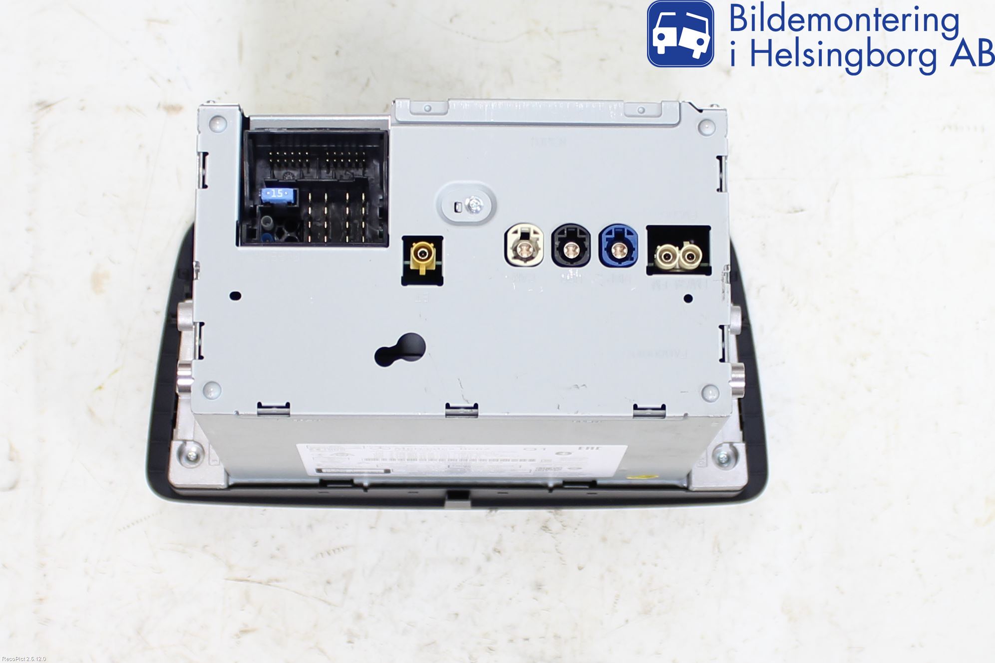 Mercedes-Benz MB A-KLASS (W176) 13-18 Stereo Radio Med Cd