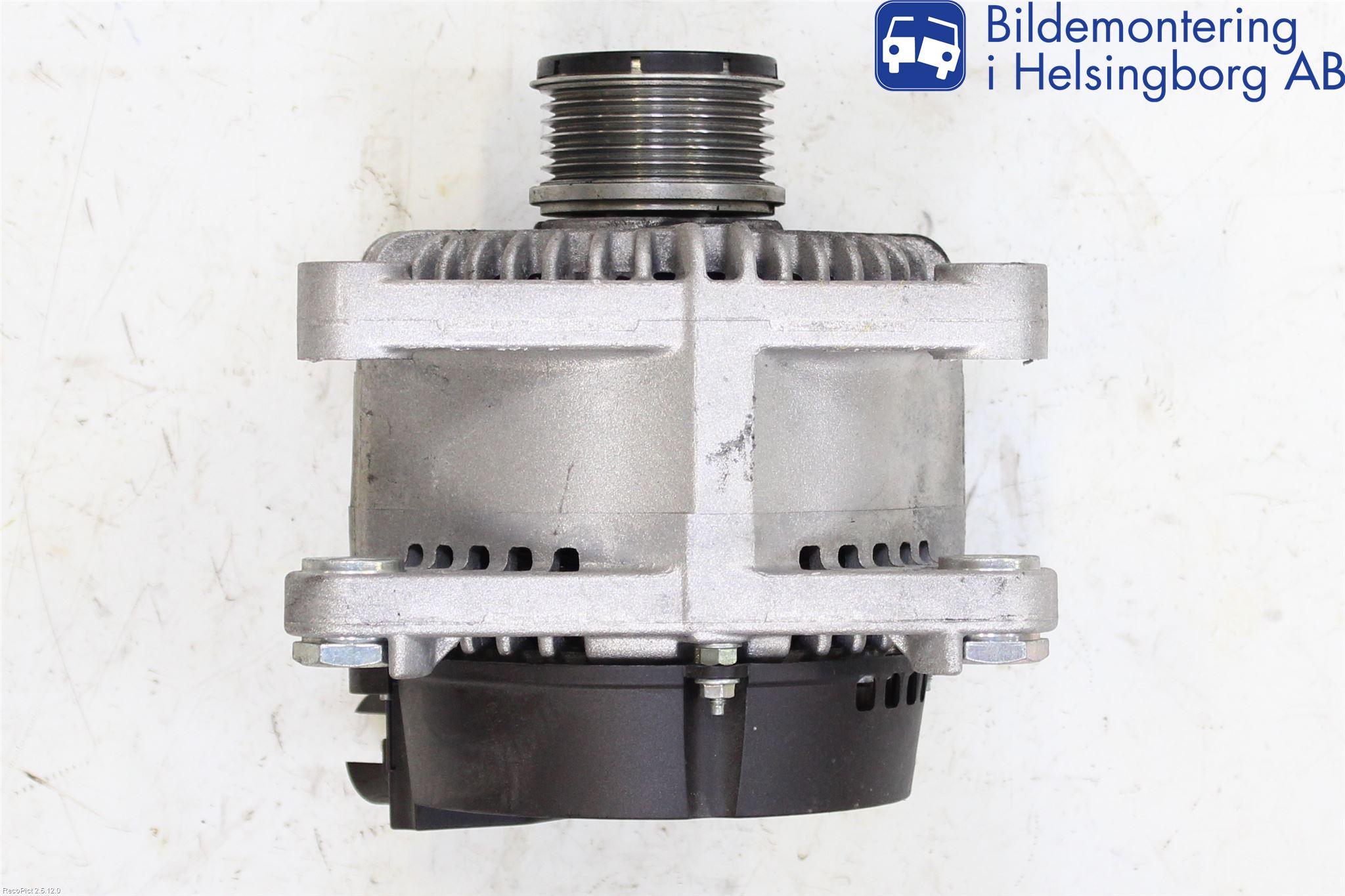 Peugeot 208 12-15 Dynamo