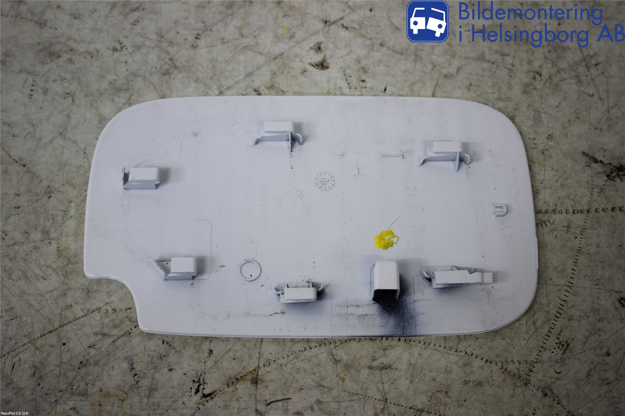 Peugeot PARTNER 16-18 Drivstoff Tankluke
