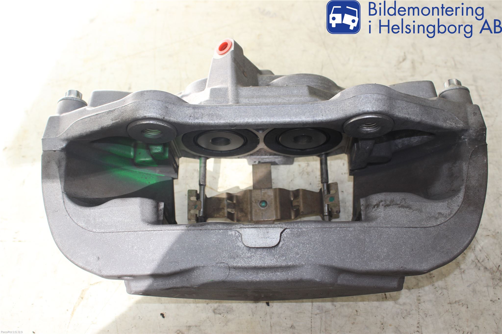 Mercedes-Benz MB C-KLASS (W205) 14-21 Bremsecaliper Foran Høyre