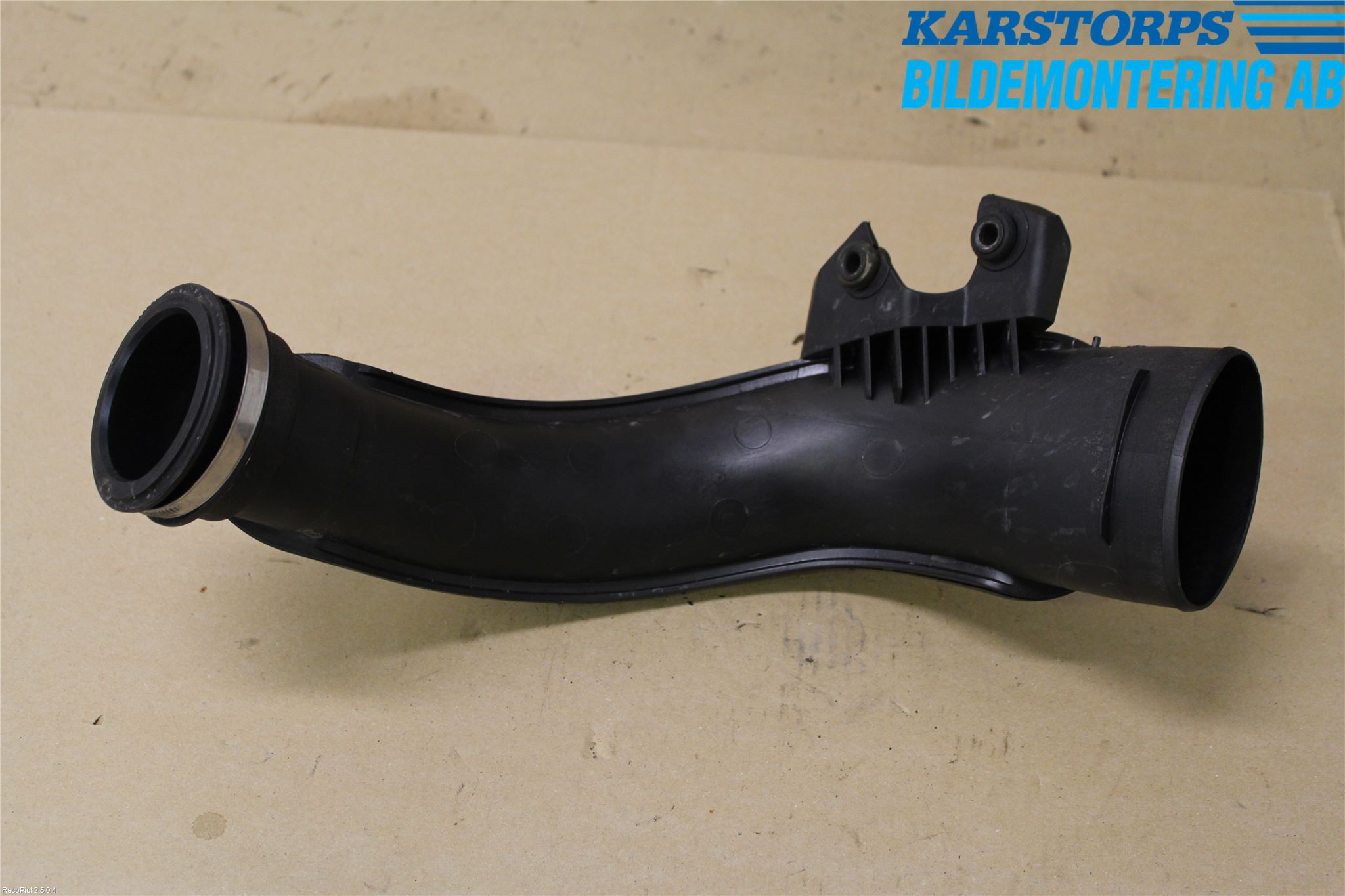 Volvo V70 14-16 Inns Gummibelg - Slange