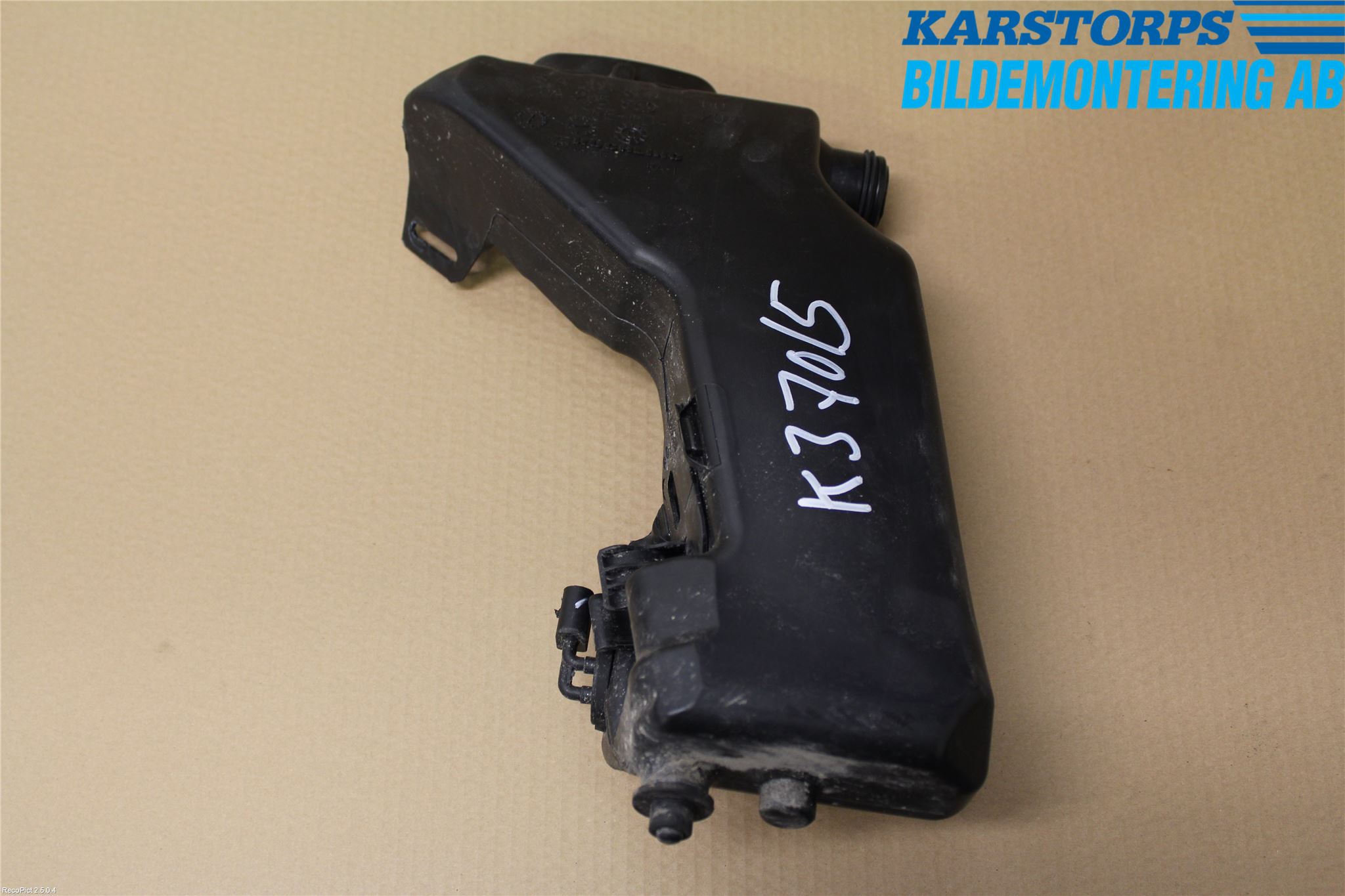 Mercedes-Benz MB C-KLASS (W205) 14-21 Spylerbeholder Frontrute