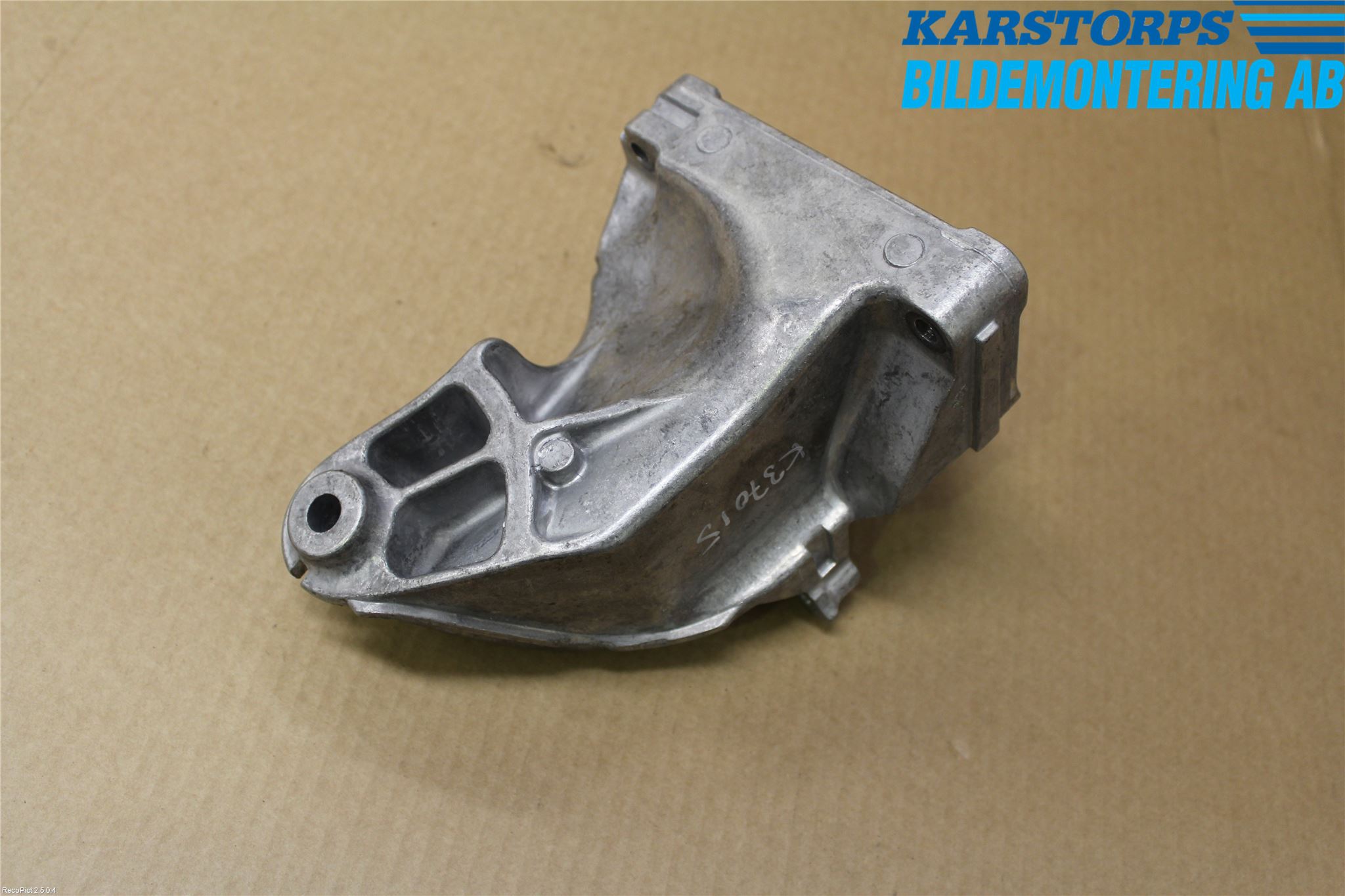 Mercedes-Benz MB C-KLASS (W205) 14-21 Motor Feste Stål-Alu