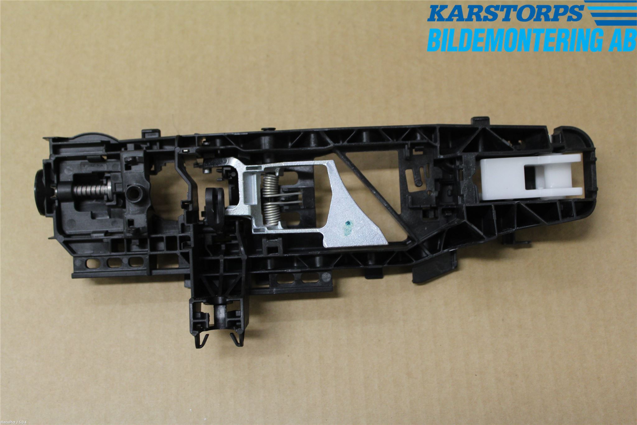 Mercedes-Benz MB C-KLASS (W205) 14-21 Dørhandtak Ytre Venstre