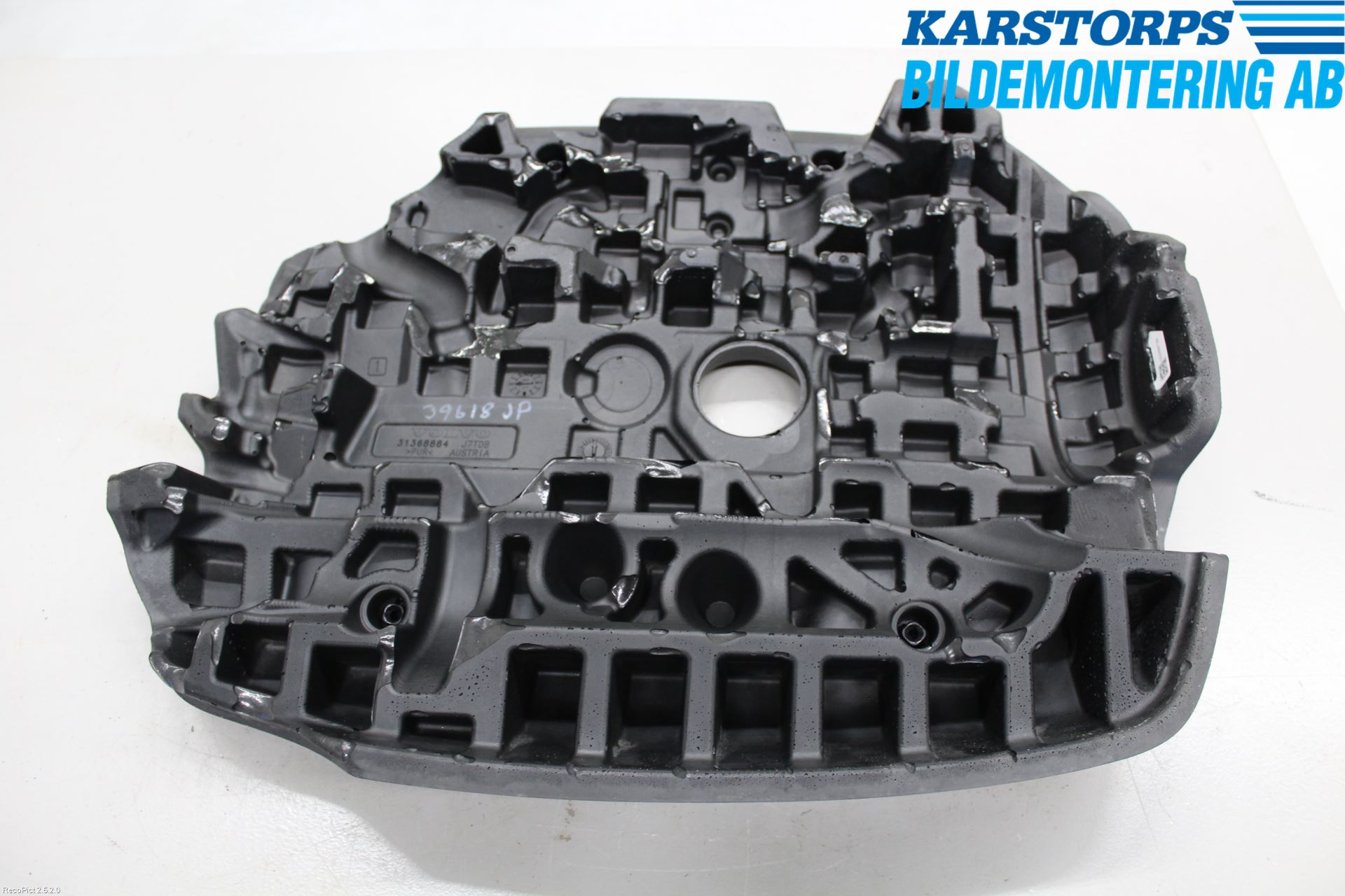 Volvo V40 12-19 Motor Deksel Over Motor