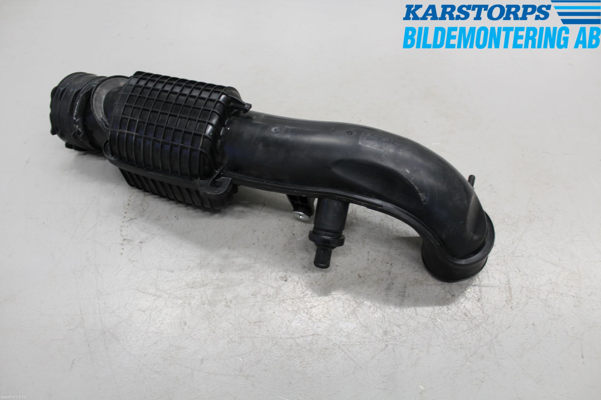 Volvo V40 12-19 Inns Gummibelg - Slange