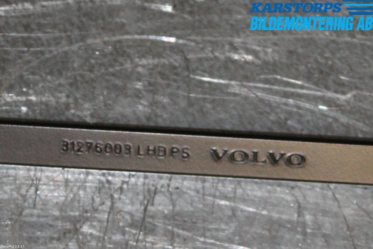 Volvo XC70 14-16 Viskerarm-Armer Frontrute