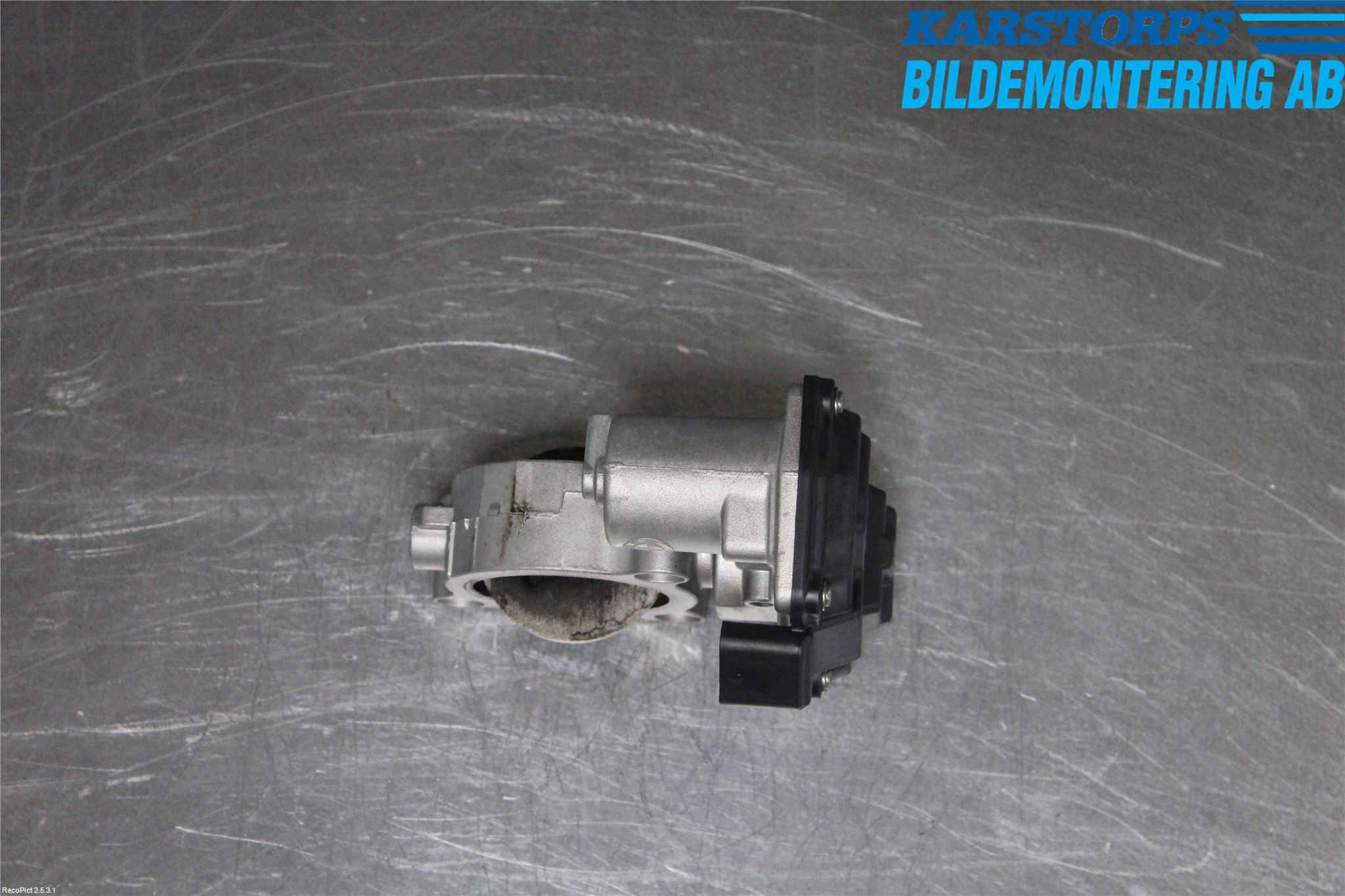 BMW 3 F30/F31/F80 12-19 Inns Spjeldhus
