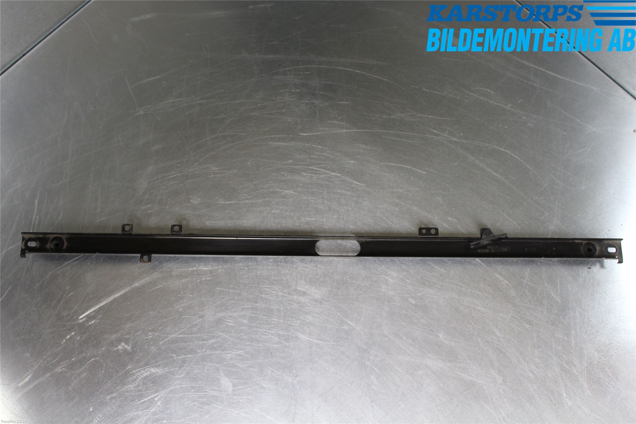 Landrover LAND ROVER RANGE ROVER EVOQUE (L538) 11-18 Radiator Feste - Ramme - Bjelk