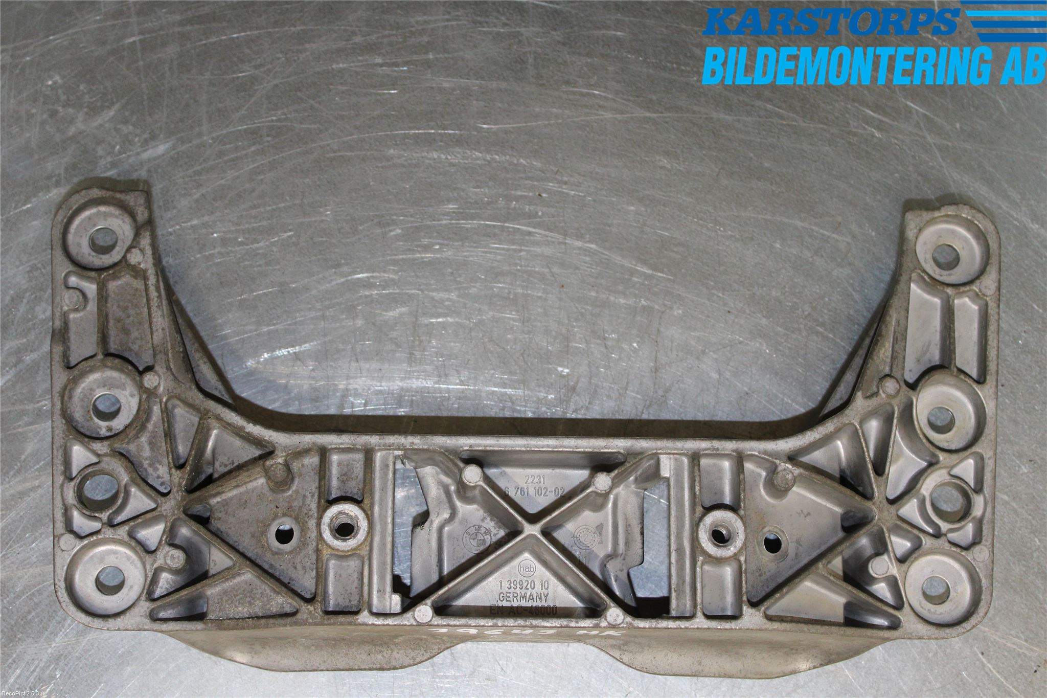 BMW 5 E60/61 Sed/Tou 02-10 Gearkasse Bjelke - Travers