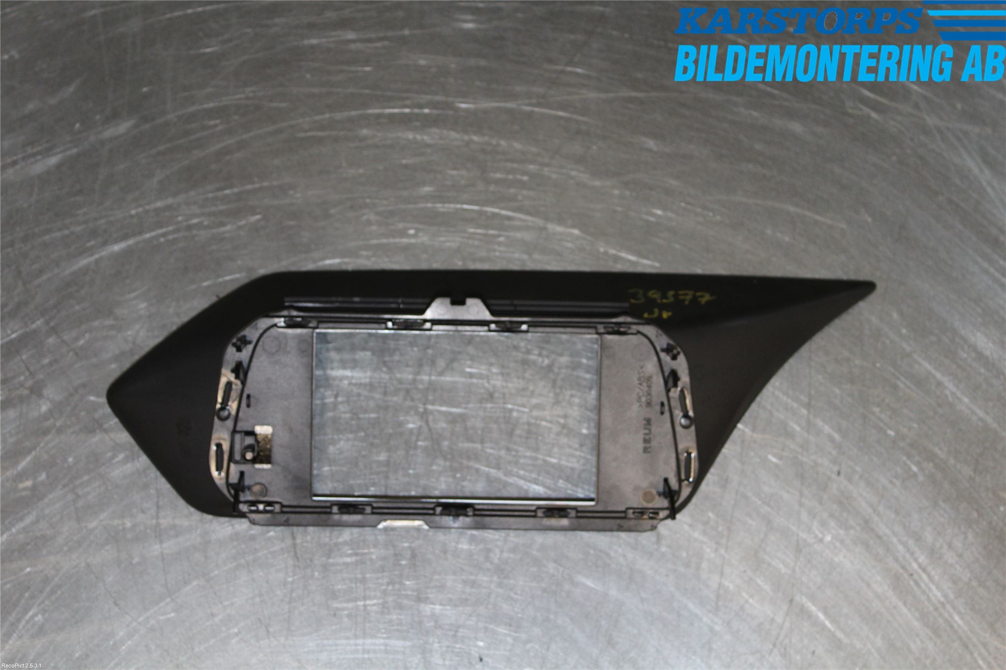 Mercedes-Benz MB E-KLASS (W212) 09-16 Innr Radio Ramme