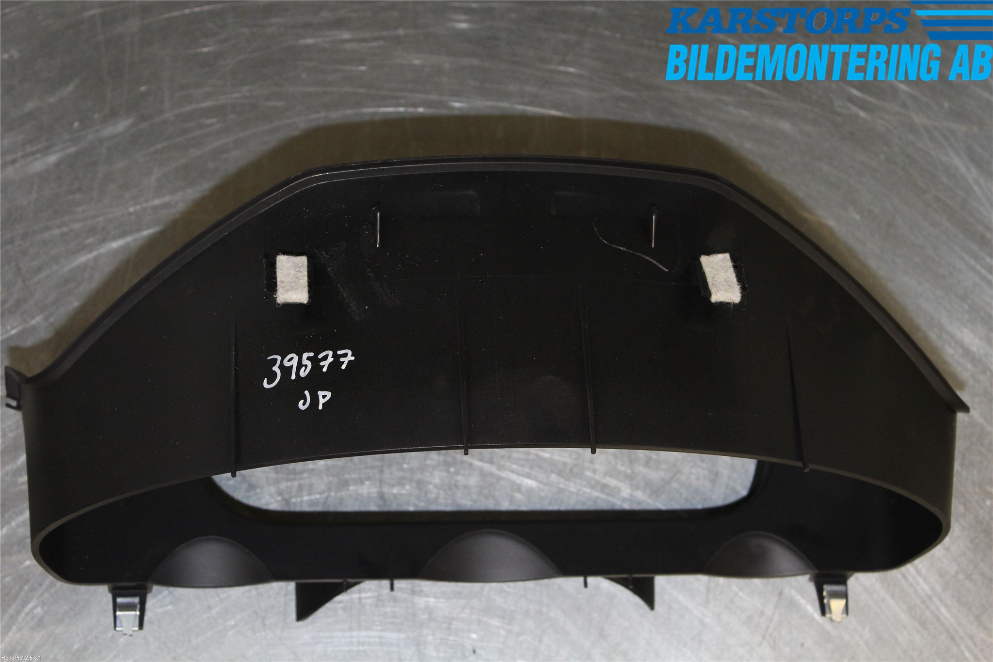 Mercedes-Benz MB E-KLASS (W212) 09-16 Instrument Ramme